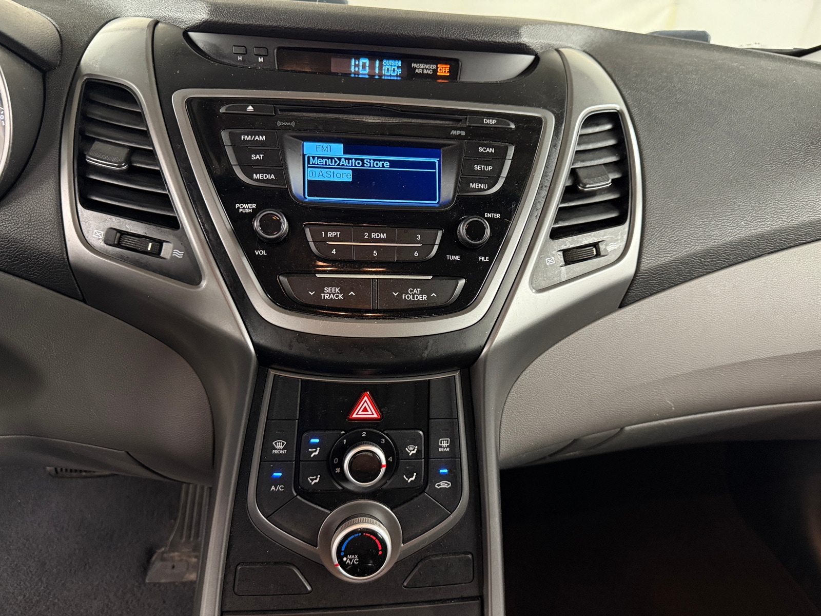 Thumbnail: 2016 Hyundai Elantra - 4
