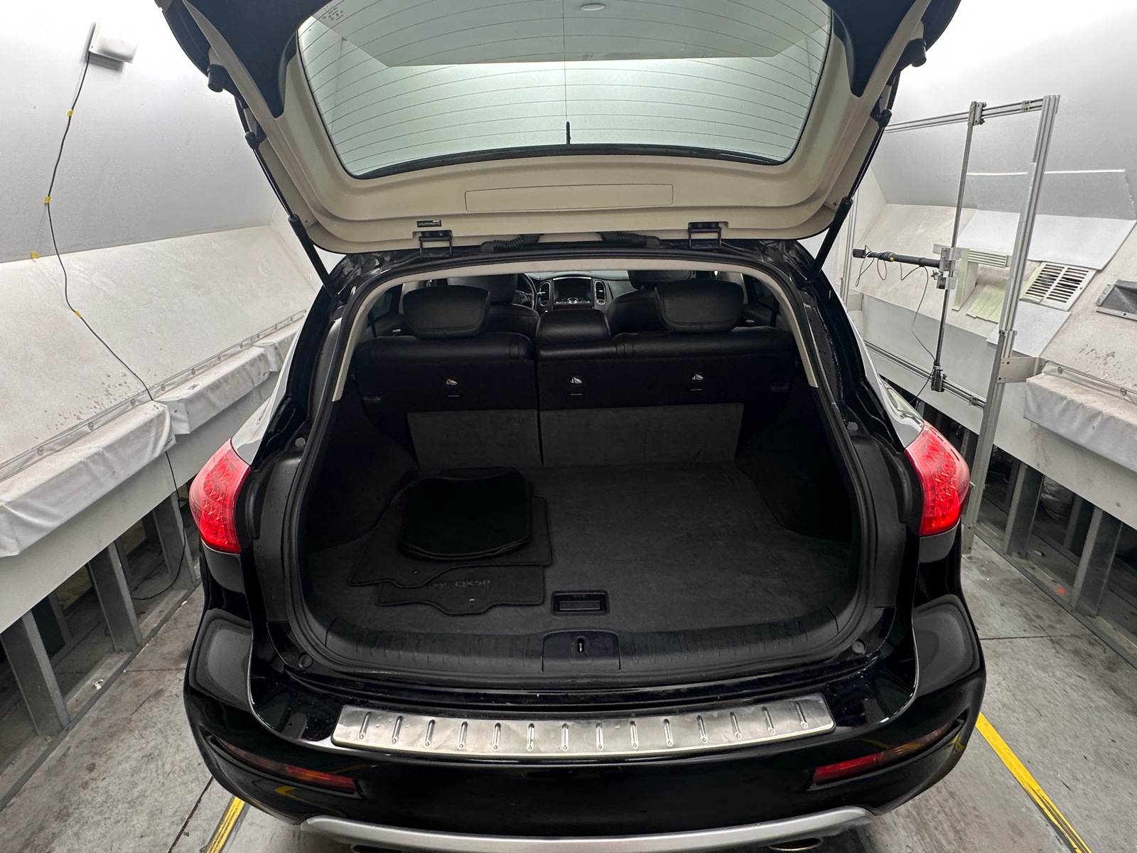Thumbnail: 2017 INFINITI QX50 - 6
