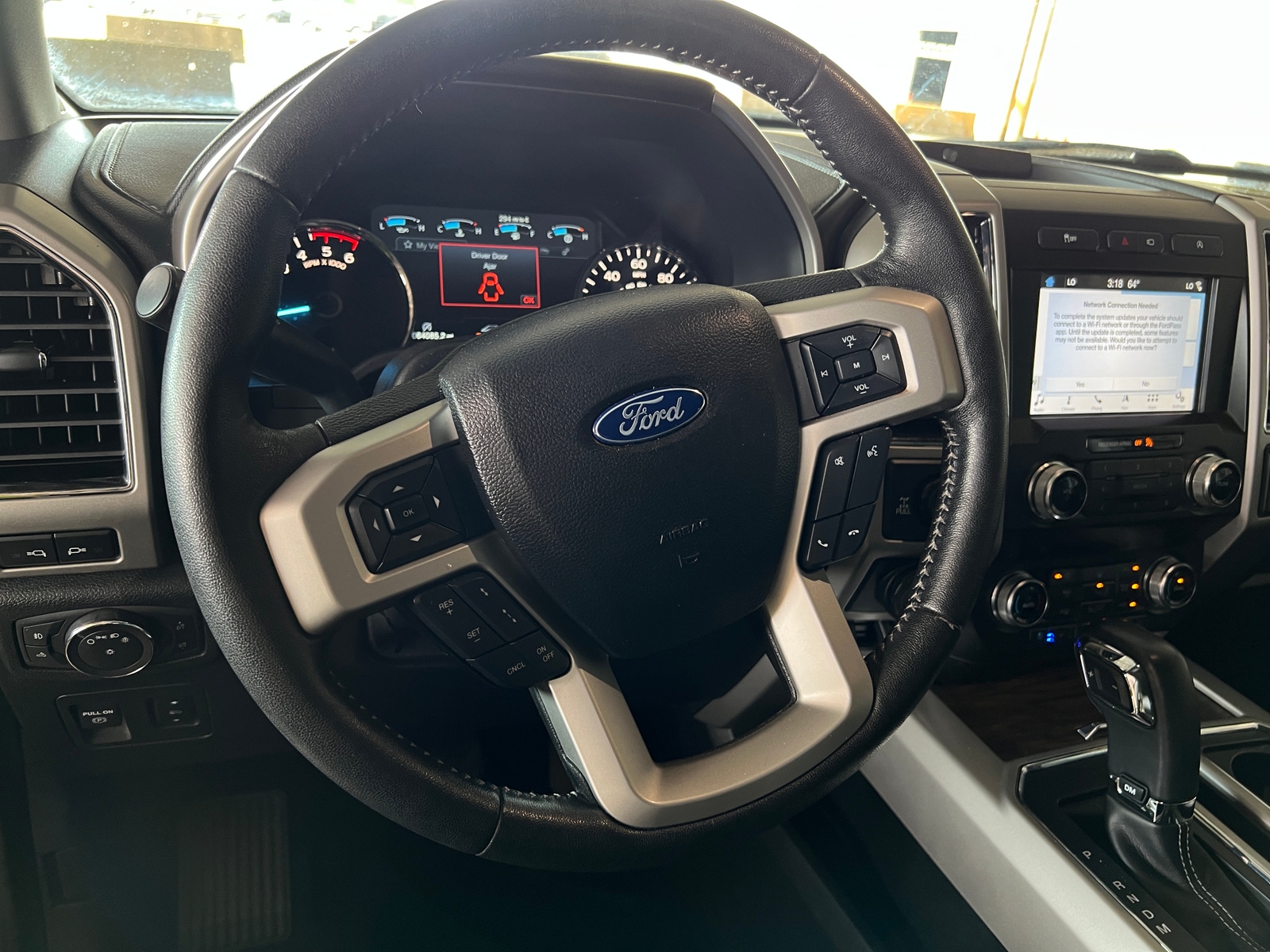 Thumbnail: 2019 Ford Econoline - 4