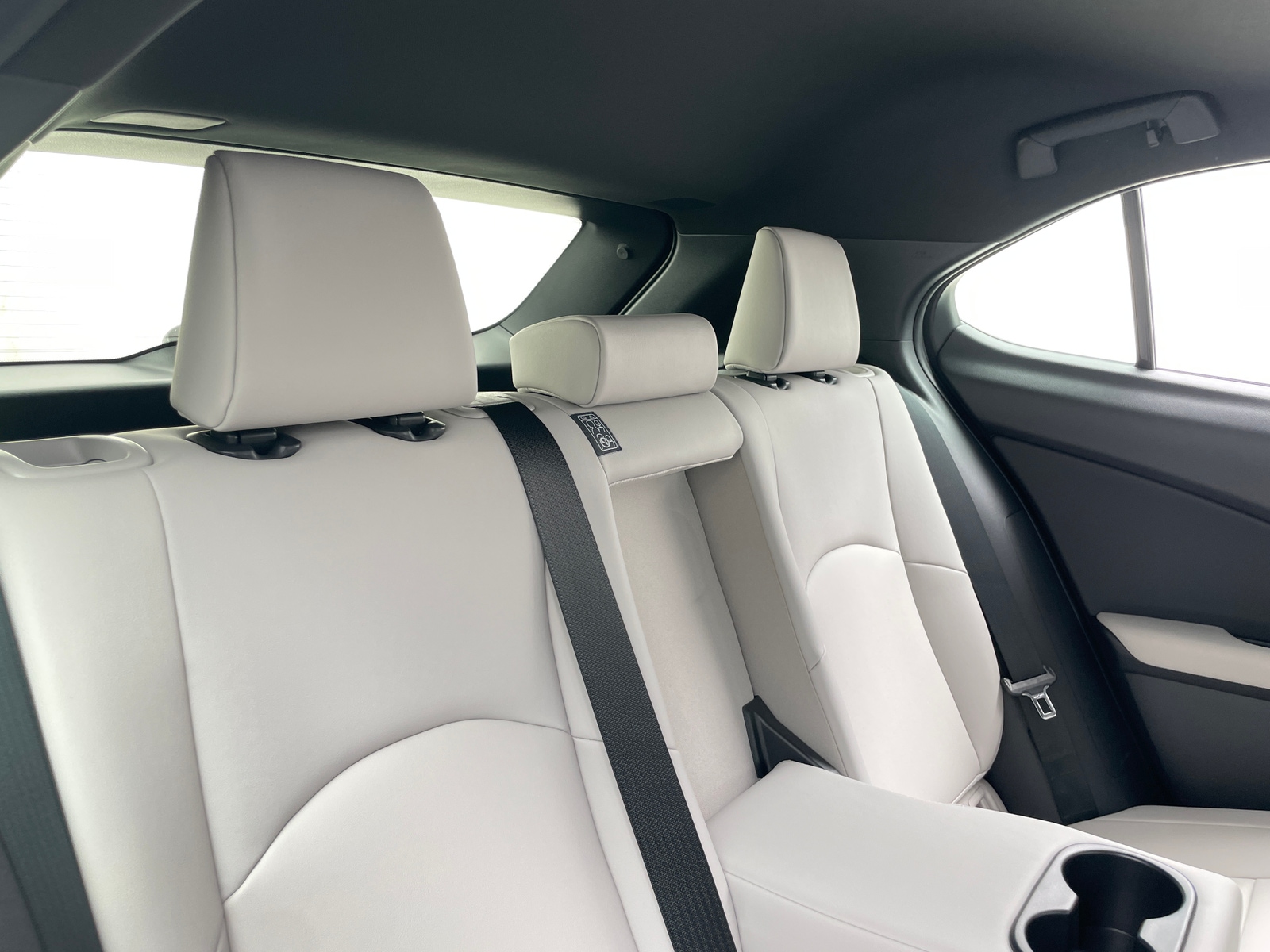 Thumbnail: 2023 Lexus UX - 5