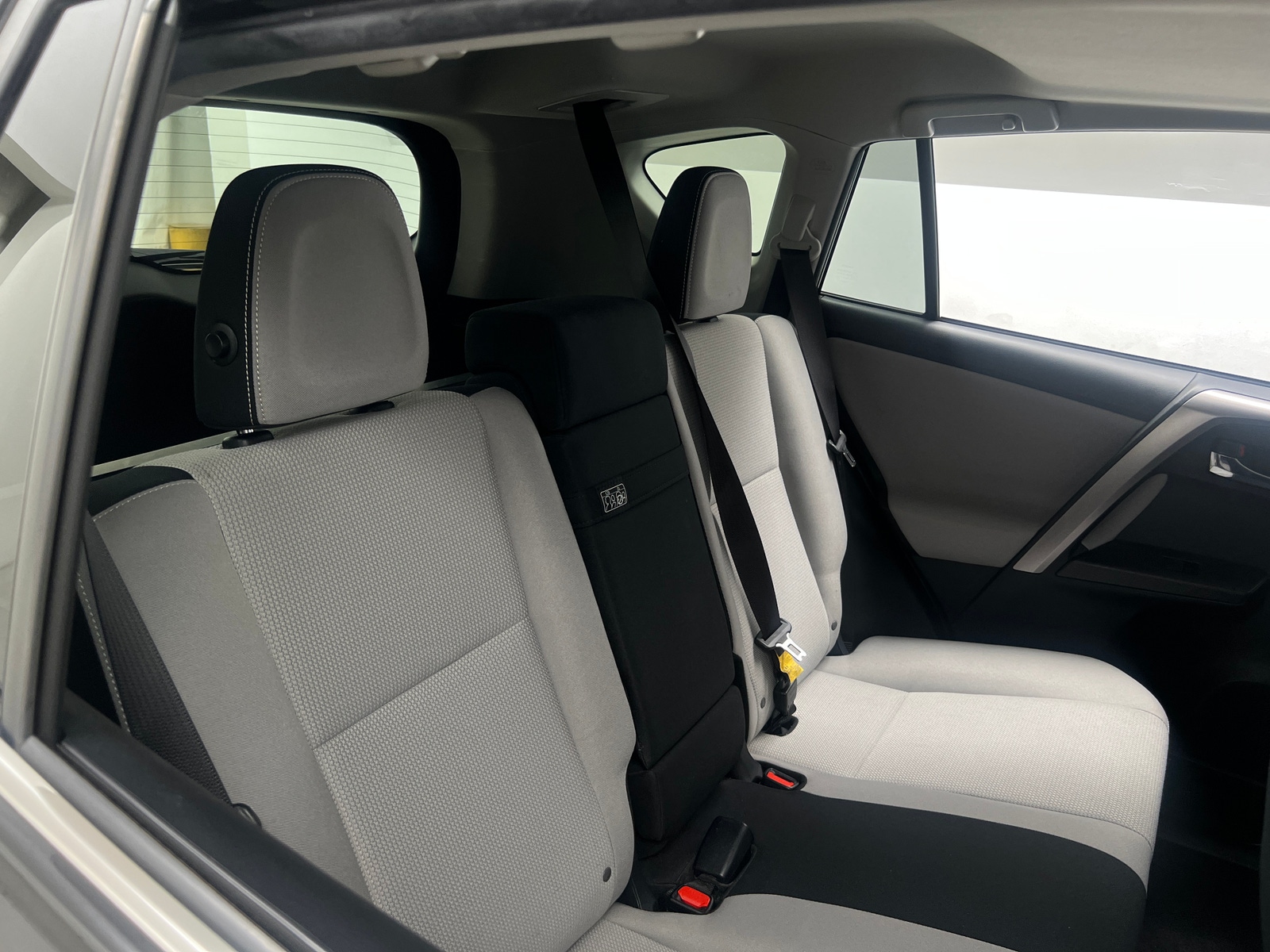 Thumbnail: 2016 Toyota RAV4 - 6