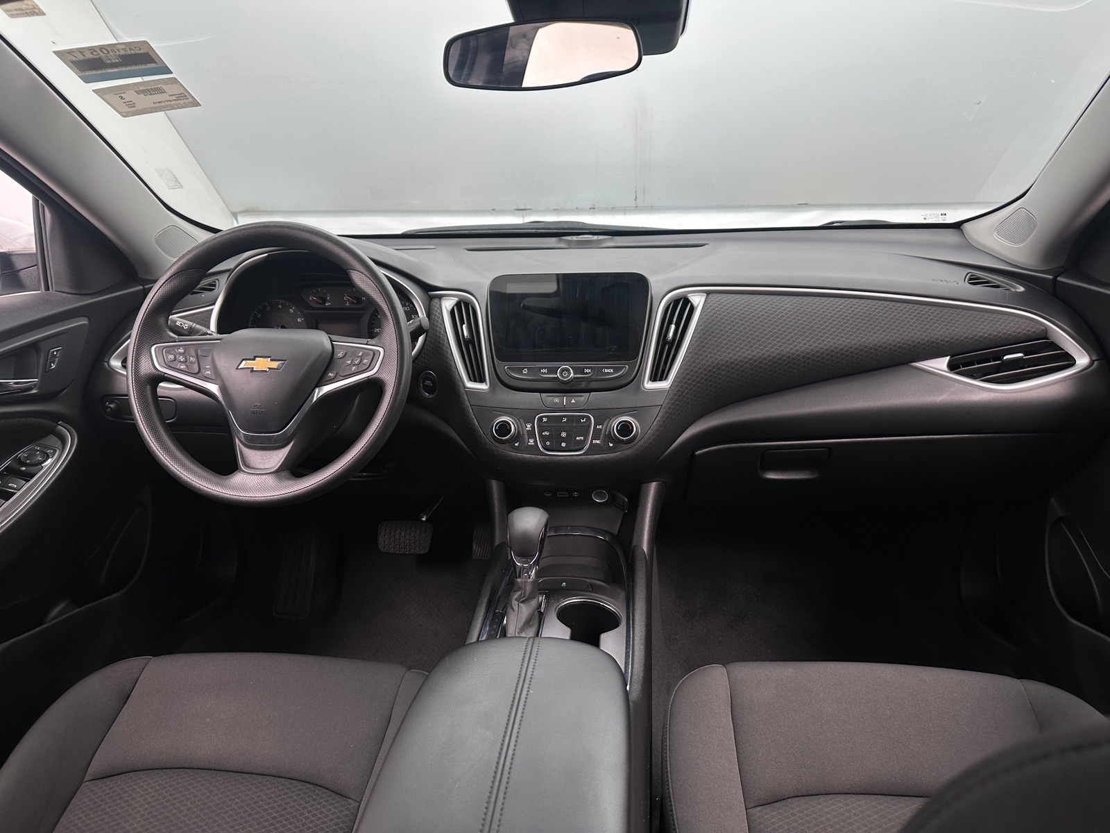 Thumbnail: 2023 Chevrolet Malibu - 3