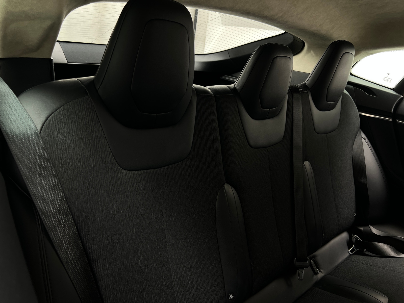 Thumbnail: 2016 Tesla Model S - 6