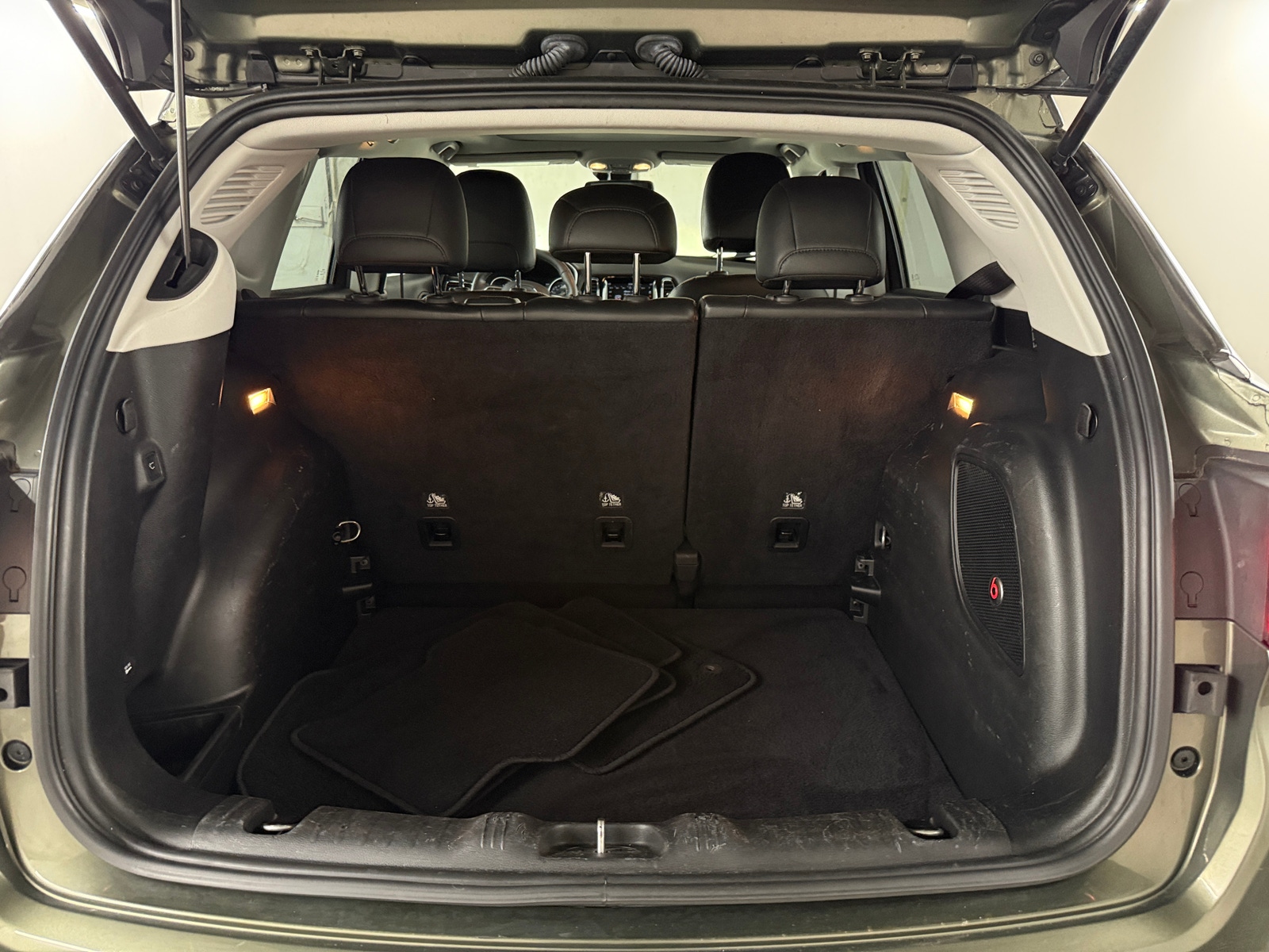 Thumbnail: 2019 Jeep Compass - 6