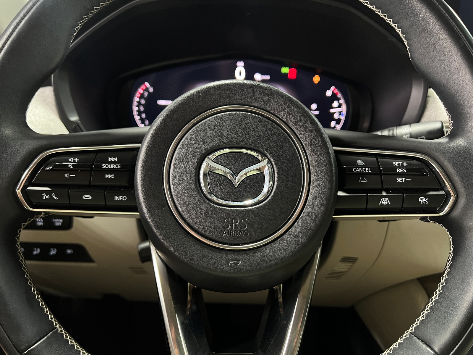 Thumbnail: 2024 Mazda CX-90 - 4