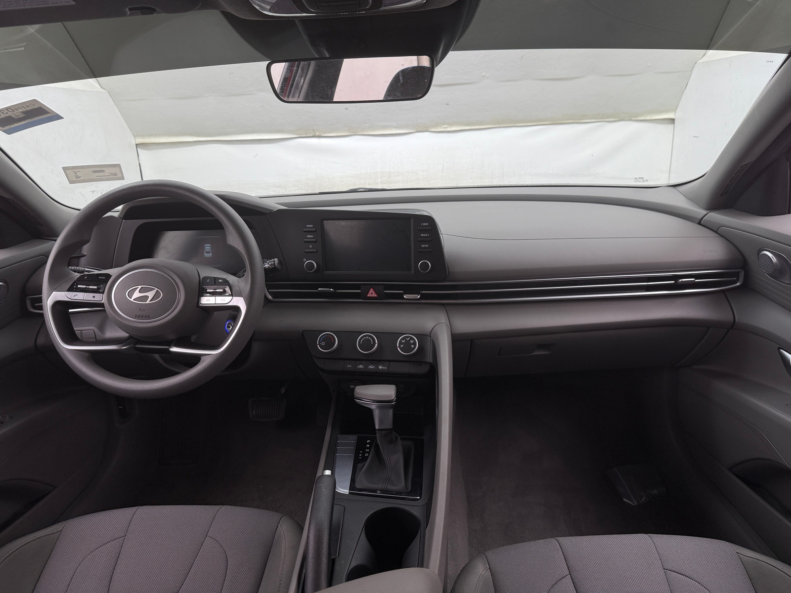 Thumbnail: 2025 Hyundai Elantra - 3
