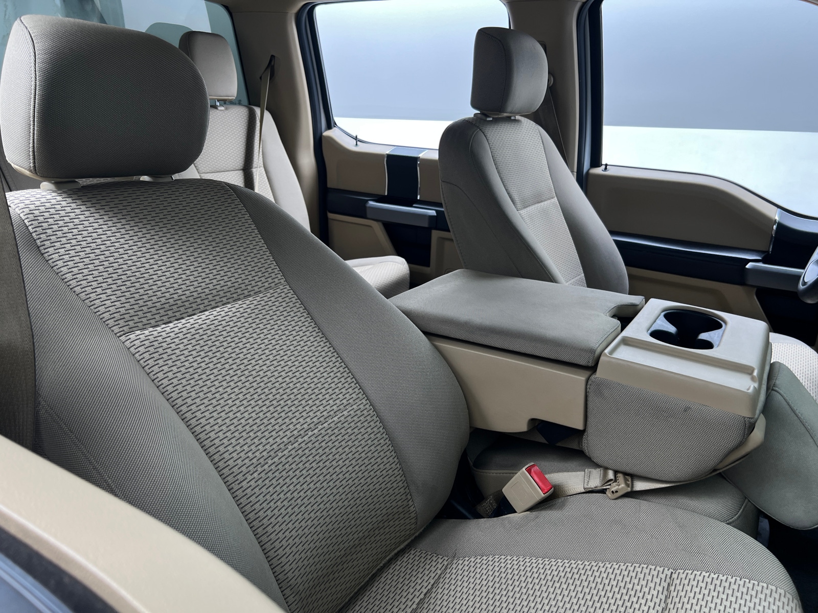 Thumbnail: 2018 Ford Econoline - 2