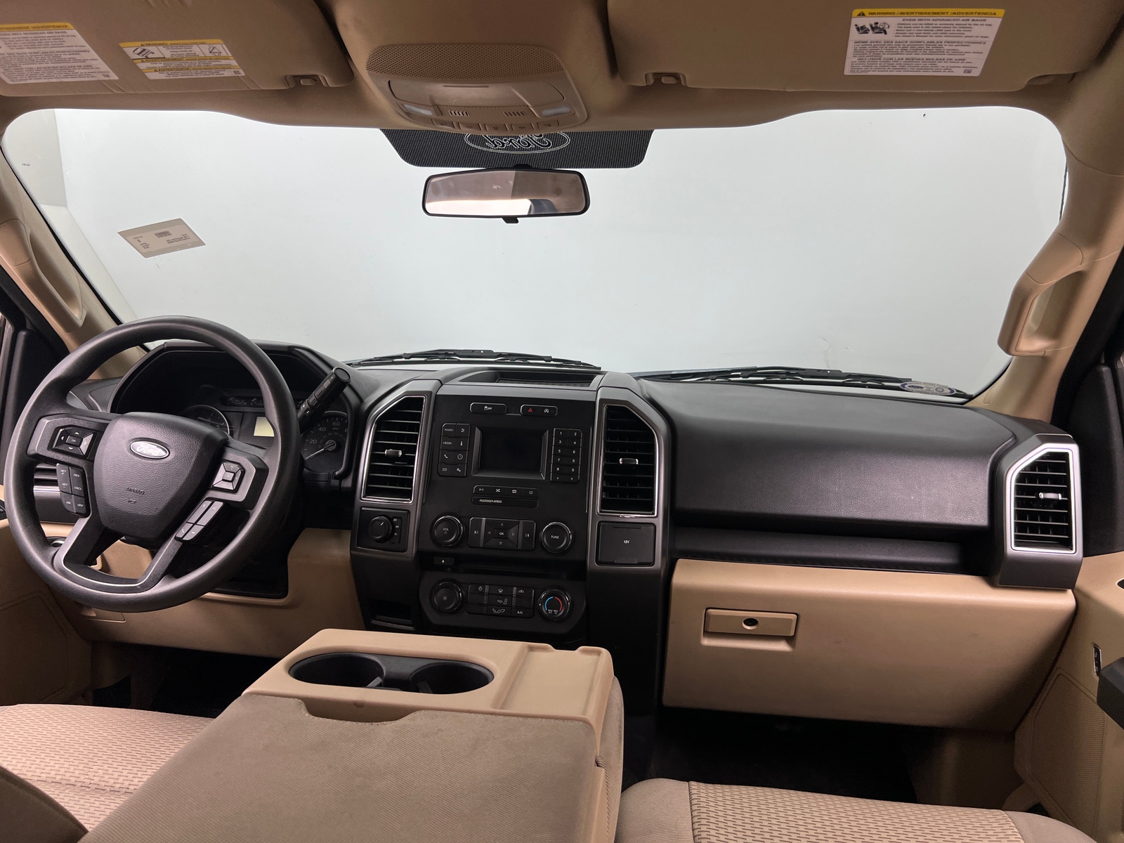 Thumbnail: 2018 Ford Econoline - 3