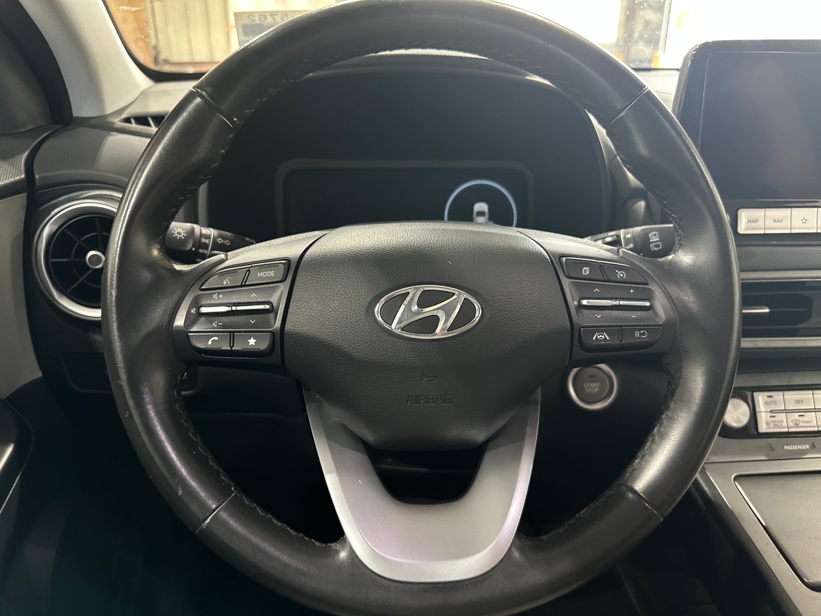 Thumbnail: 2023 Hyundai Kona - 5