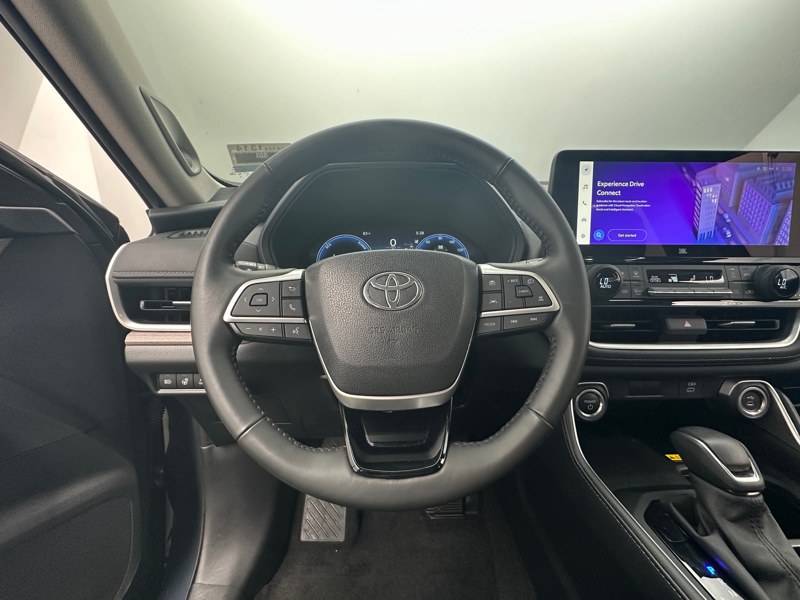 Thumbnail: 2024 Toyota Grand Highlander - 4