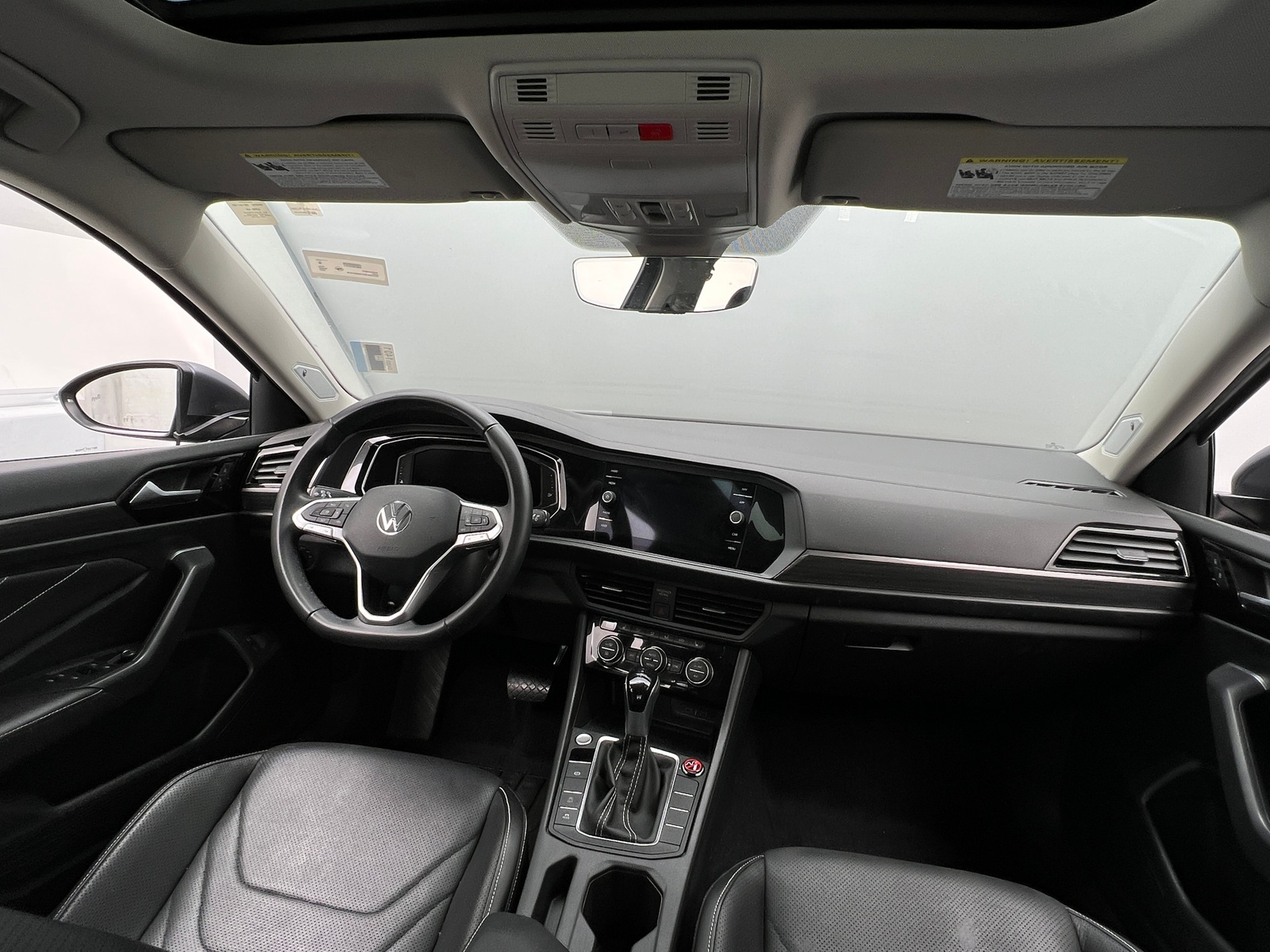 Thumbnail: 2022 Volkswagen Jetta - 2