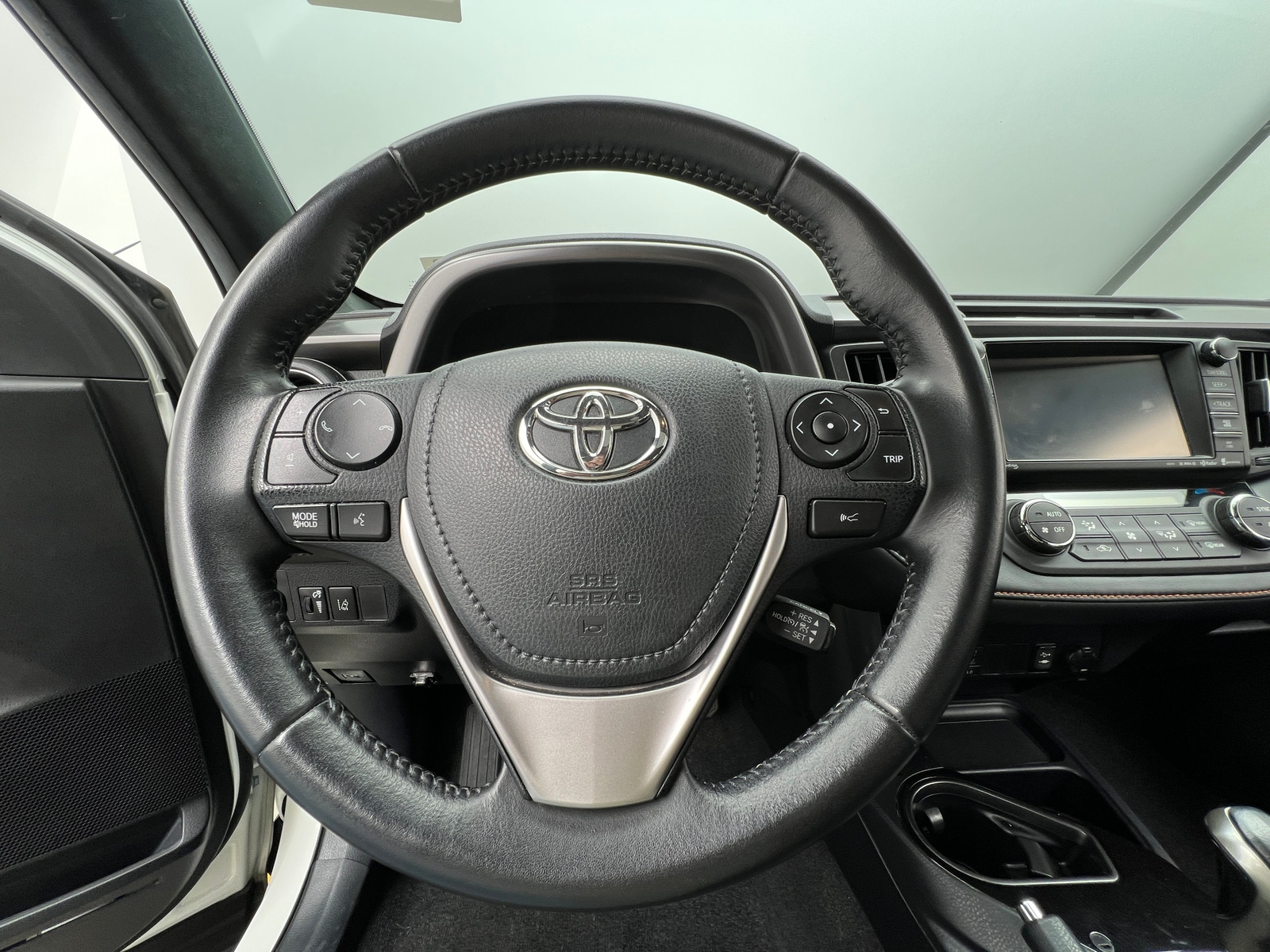 Thumbnail: 2016 Toyota RAV4 - 5