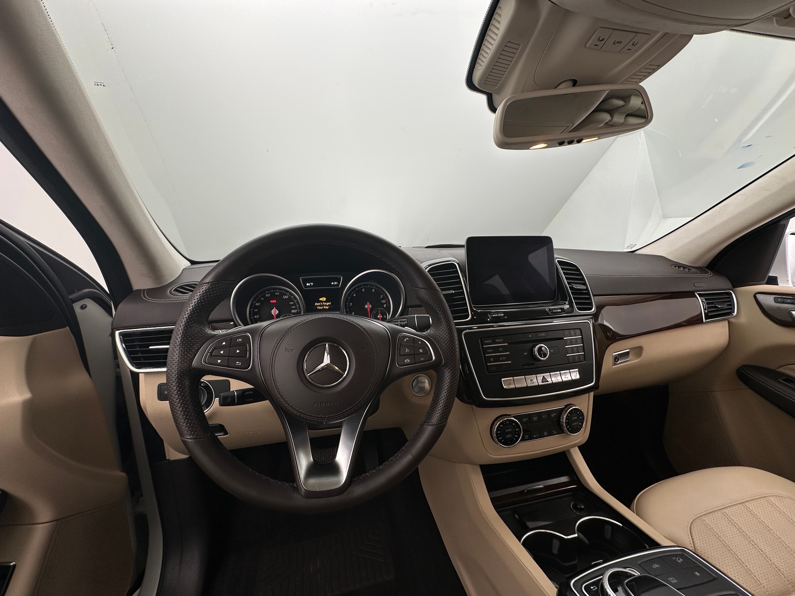 Thumbnail: 2018 Mercedes-Benz GLS - 2