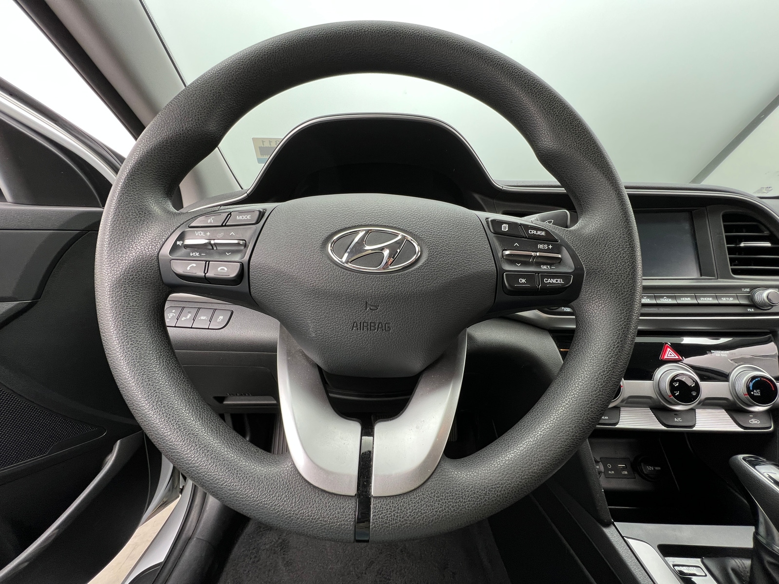 Thumbnail: 2019 Hyundai Elantra - 5