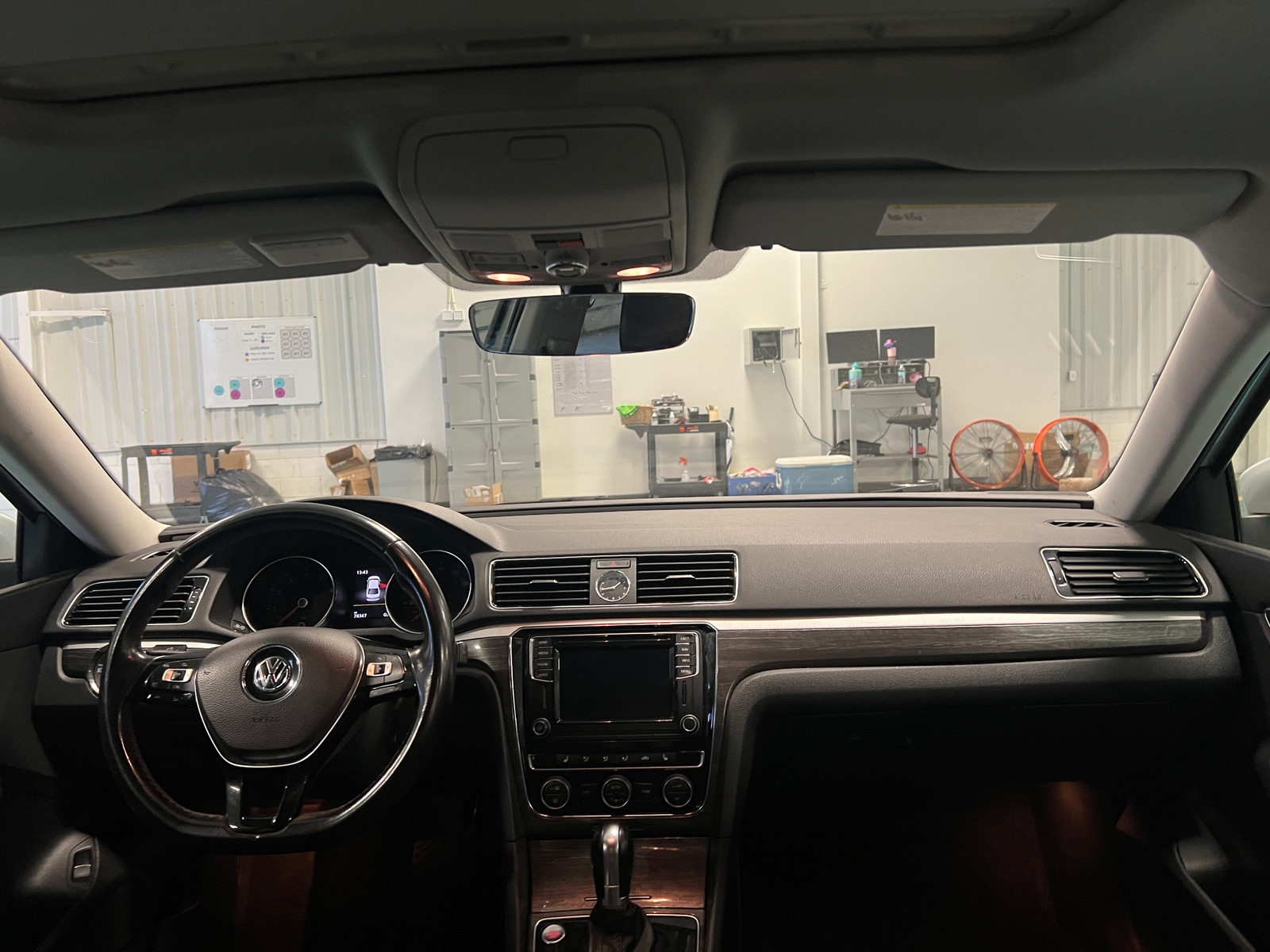 Thumbnail: 2017 Volkswagen Passat - 2