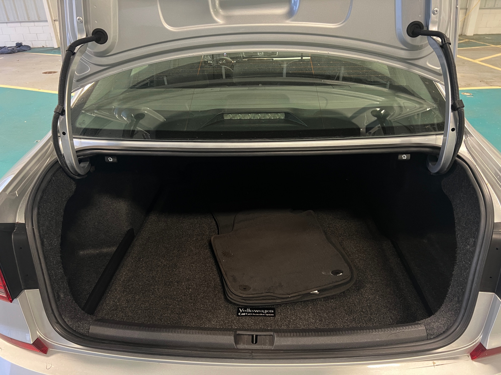 Thumbnail: 2017 Volkswagen Passat - 6