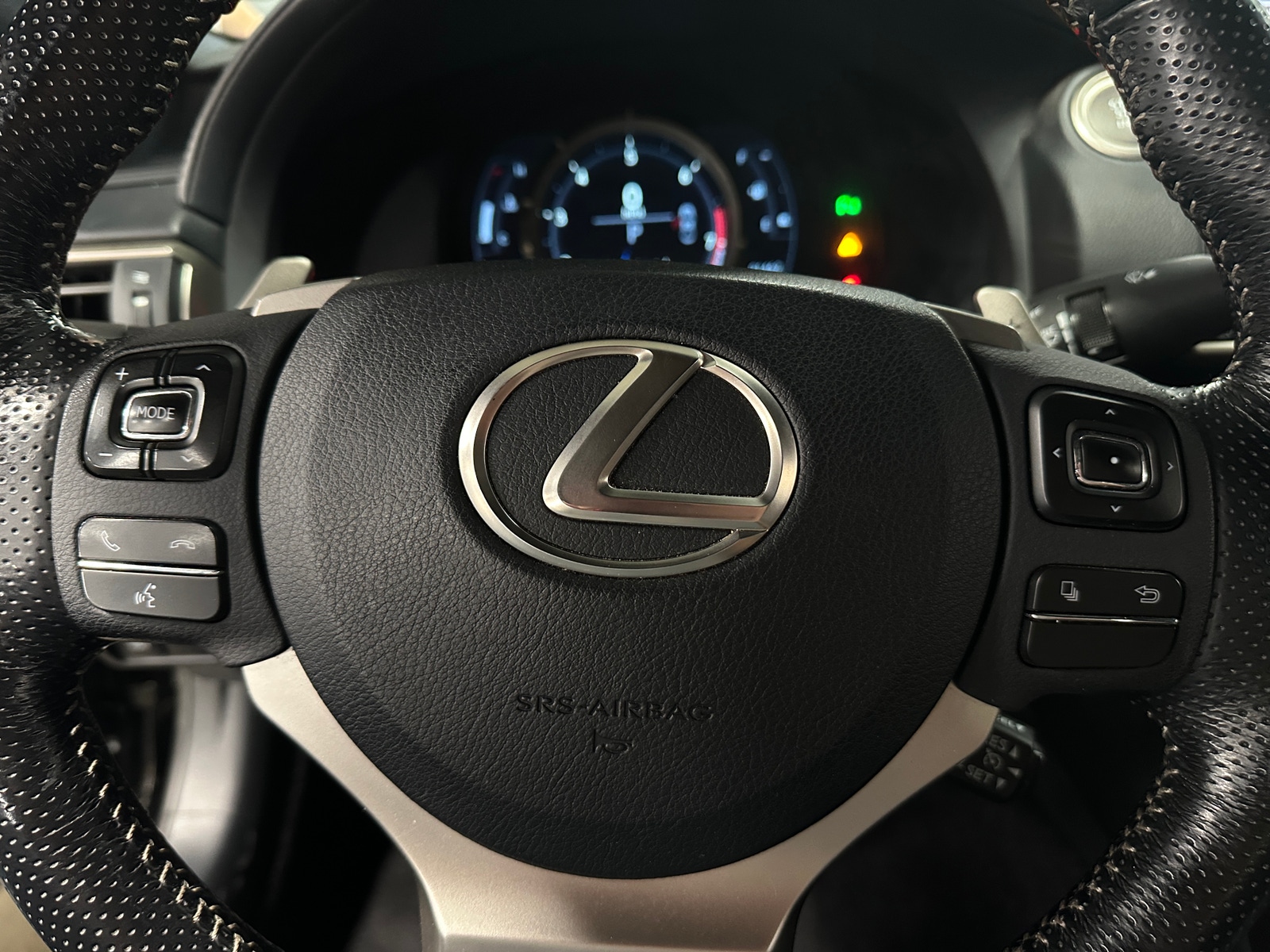Thumbnail: 2016 Lexus RC - 3