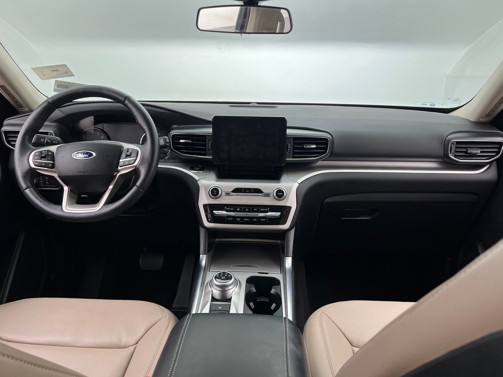 Thumbnail: 2020 Ford Explorer - 3