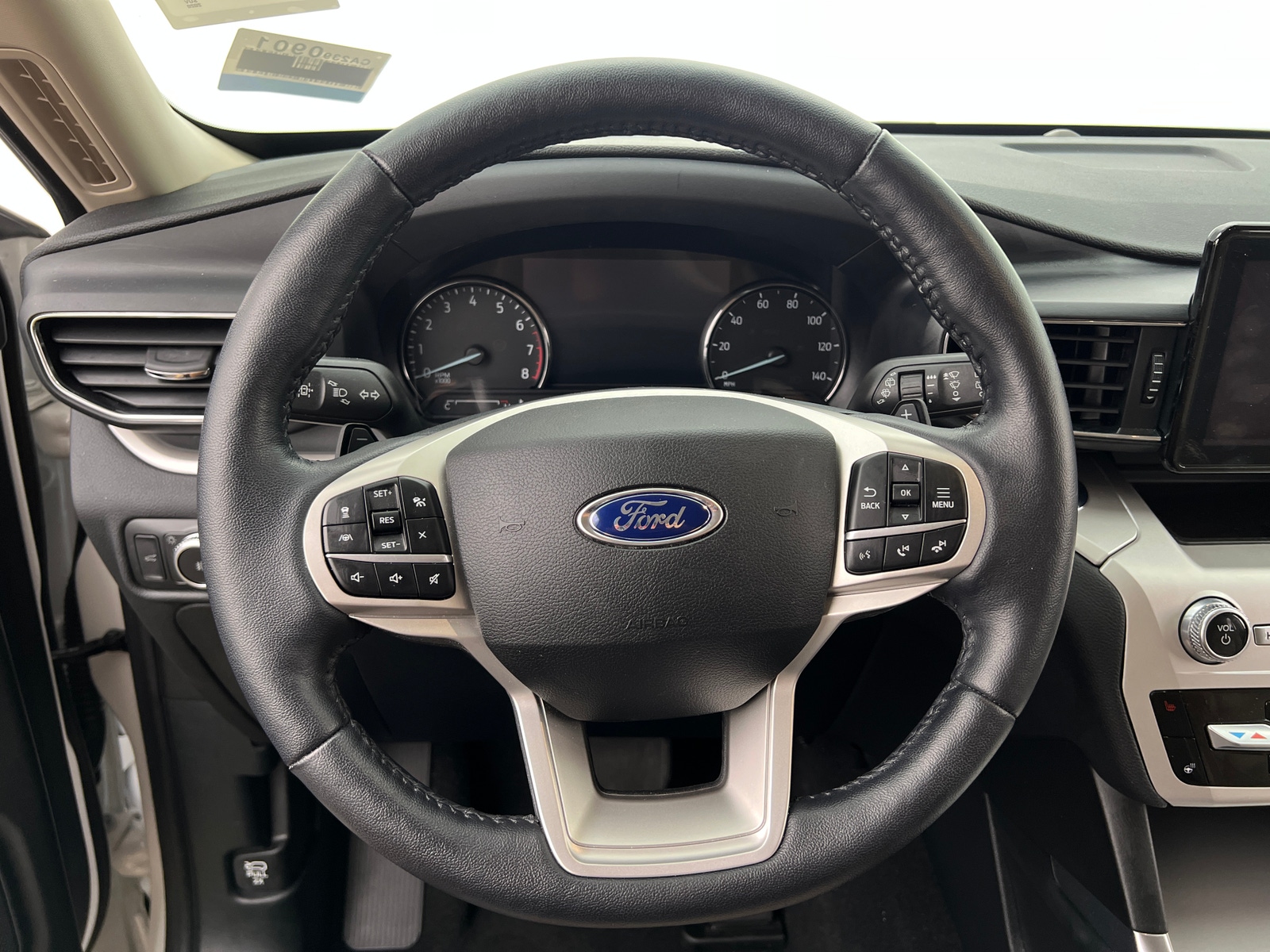 Thumbnail: 2020 Ford Explorer - 5