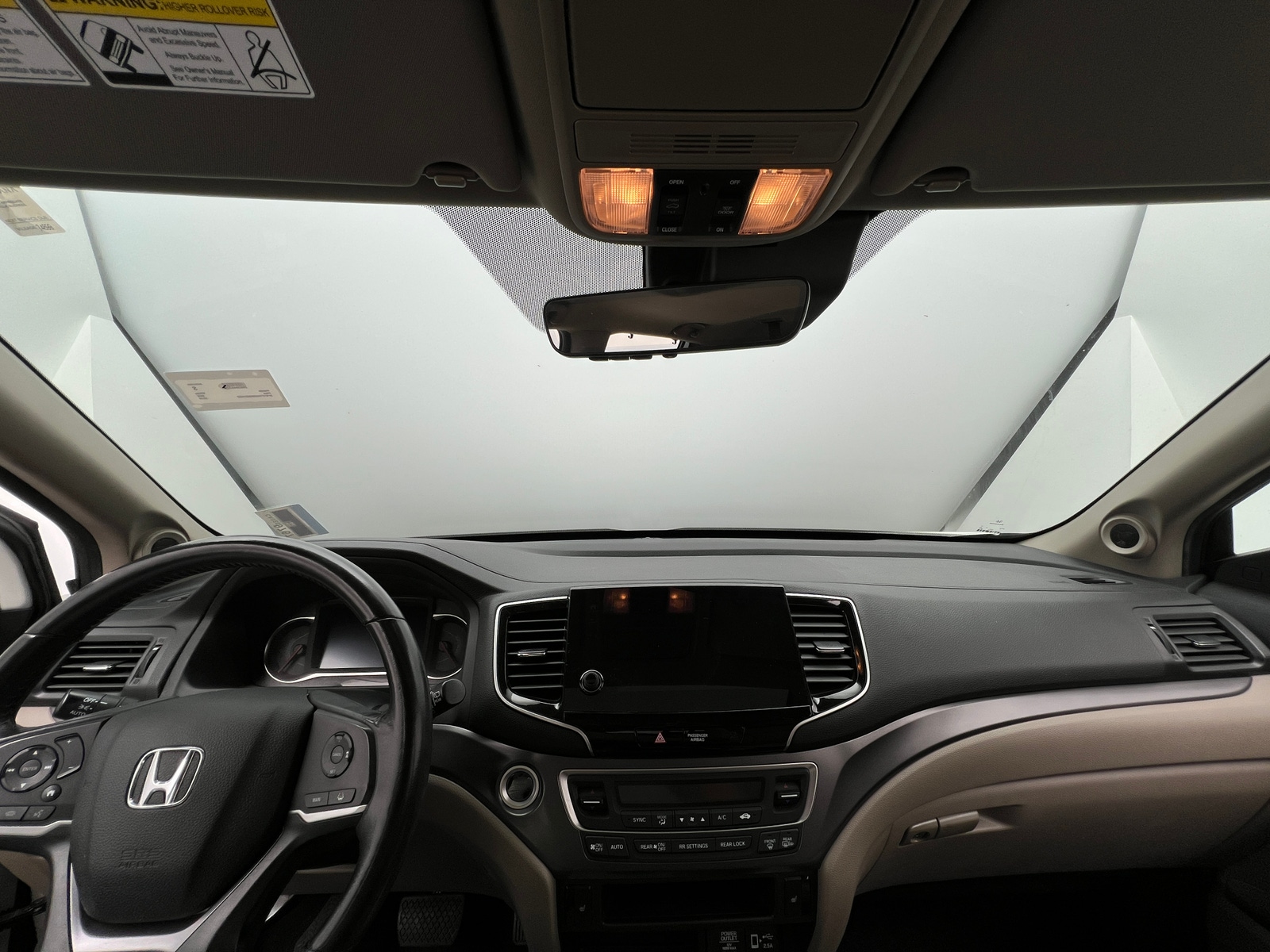 Thumbnail: 2019 Honda Pilot - 2