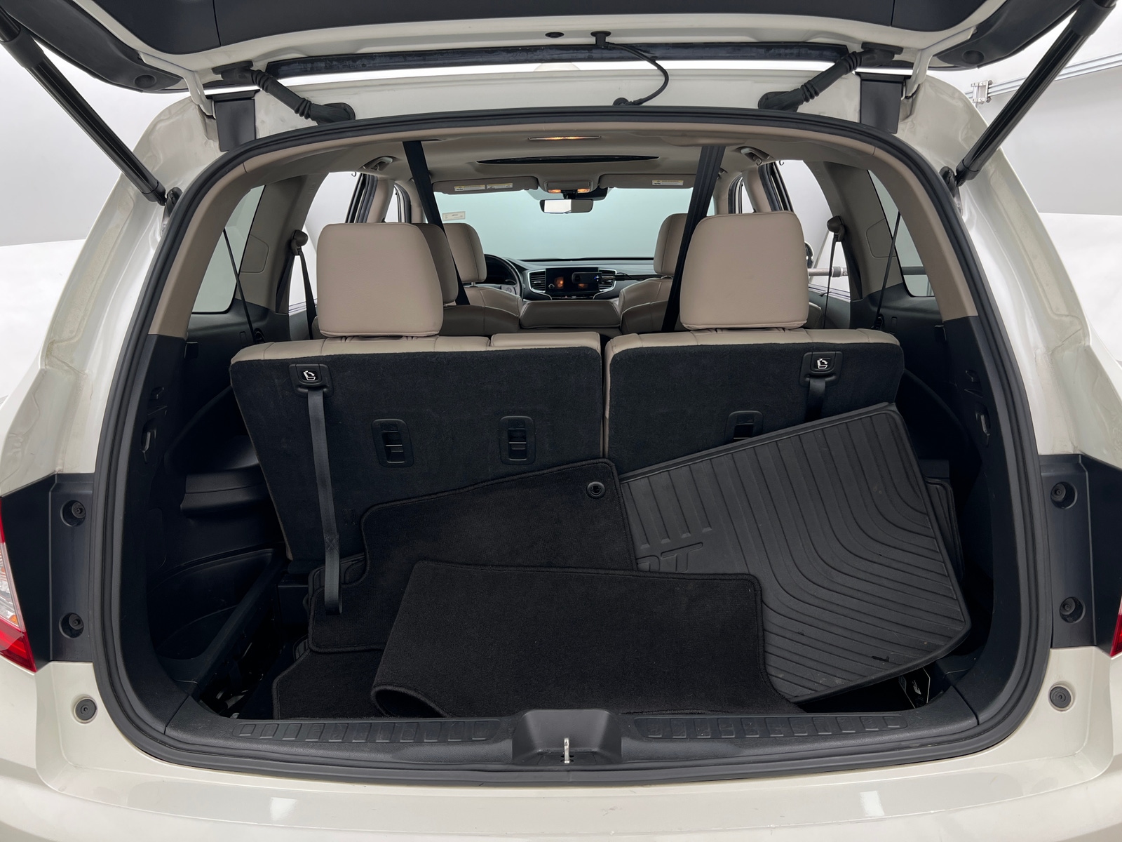 Thumbnail: 2019 Honda Pilot - 6