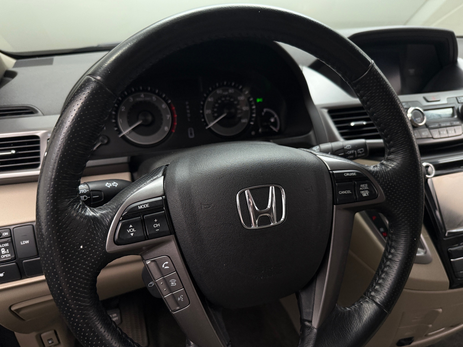 Thumbnail: 2017 Honda Odyssey - 4