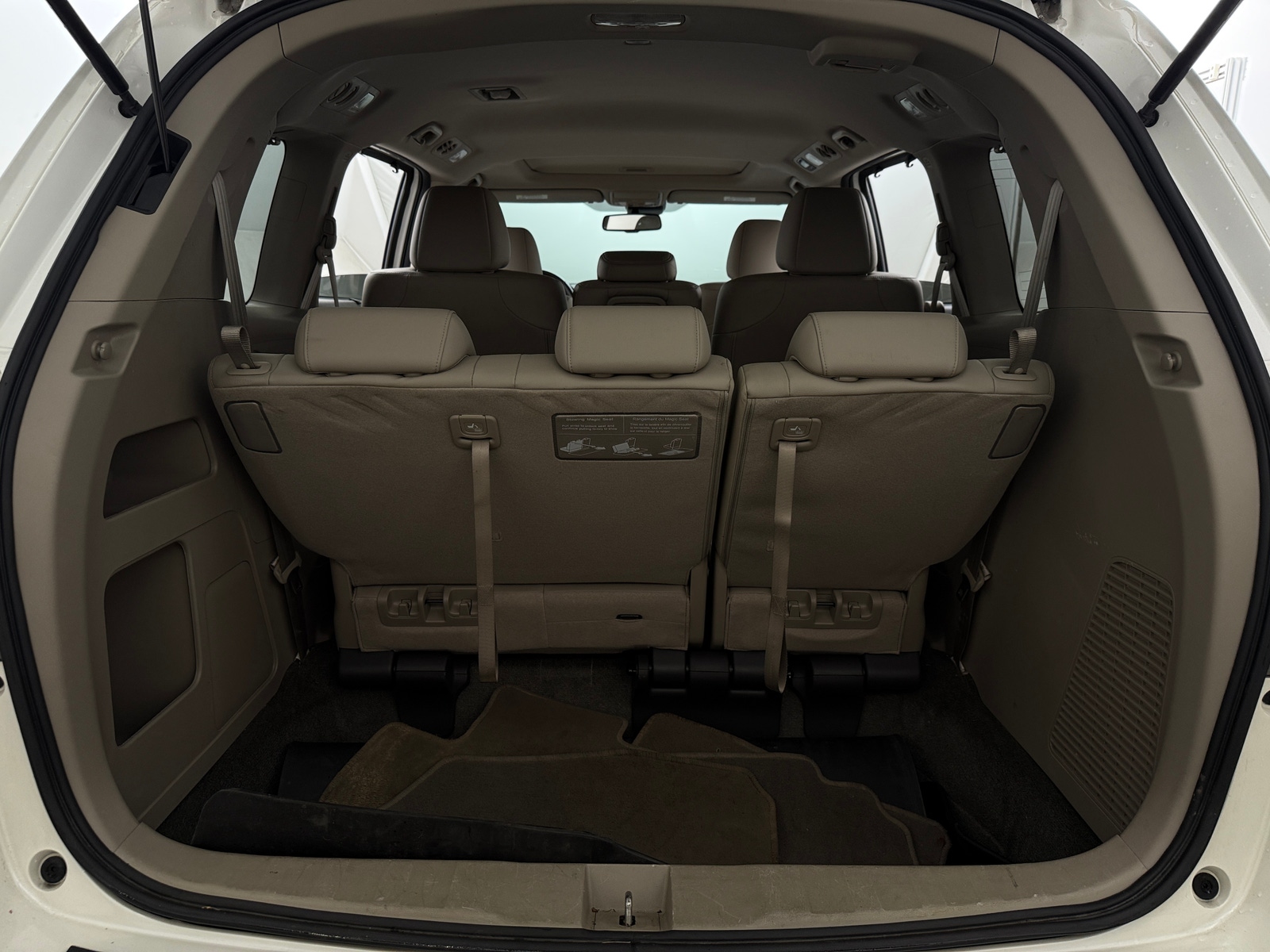 Thumbnail: 2017 Honda Odyssey - 6