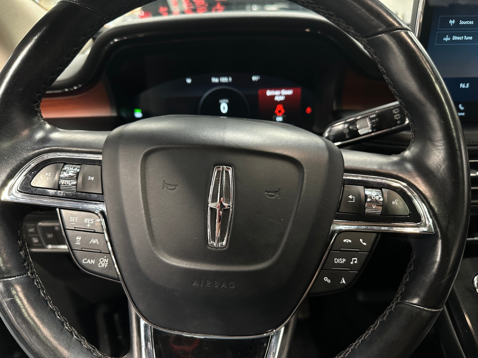 Thumbnail: 2022 Lincoln Nautilus - 4