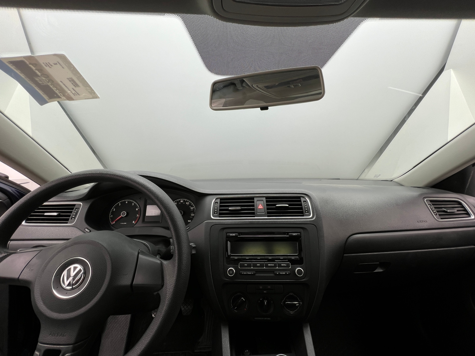 Thumbnail: 2014 Volkswagen Jetta - 3
