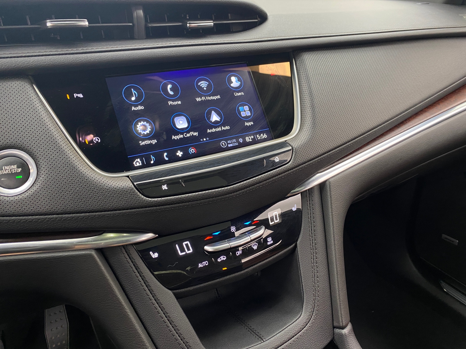 Thumbnail: 2022 Cadillac XT5 - 3