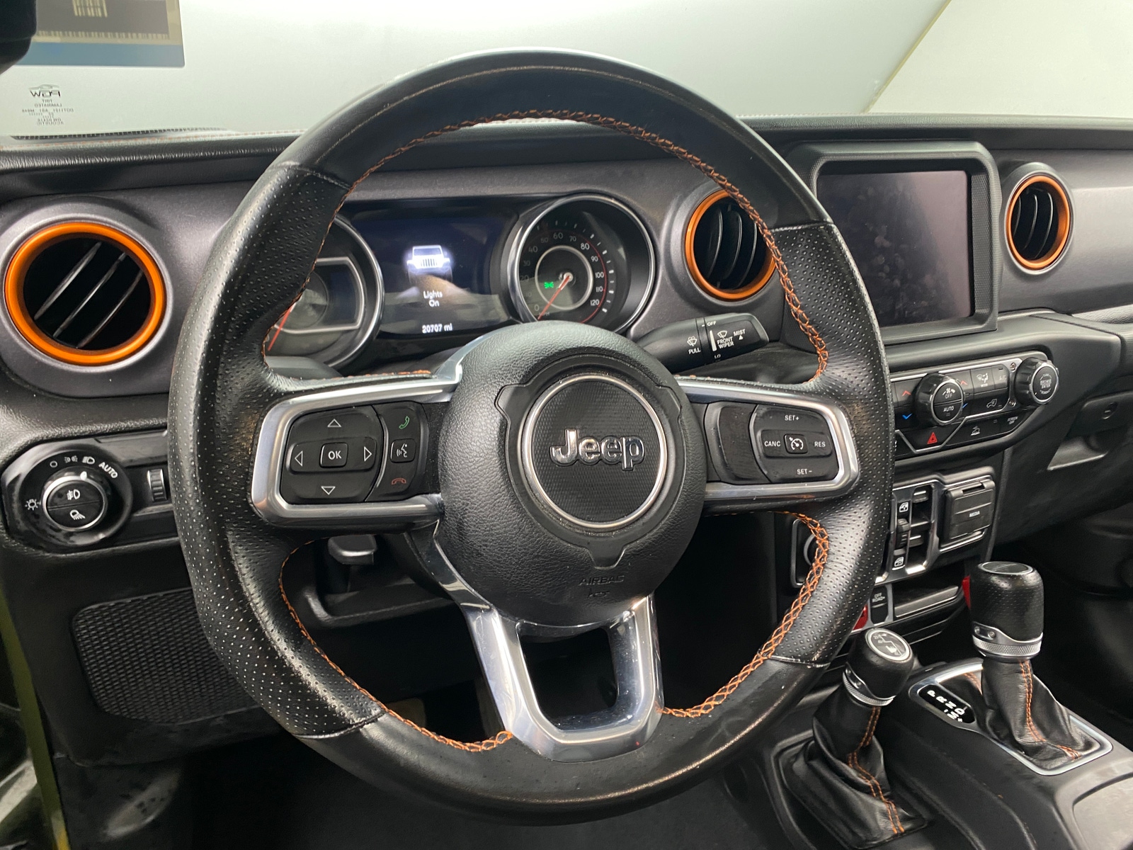 Thumbnail: 2022 Jeep Gladiator - 4