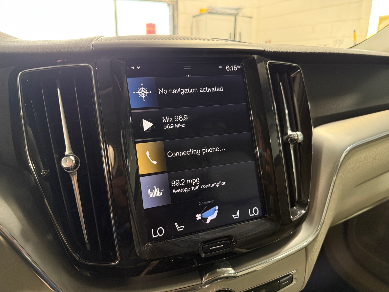 Thumbnail: 2019 Volvo XC60 - 3