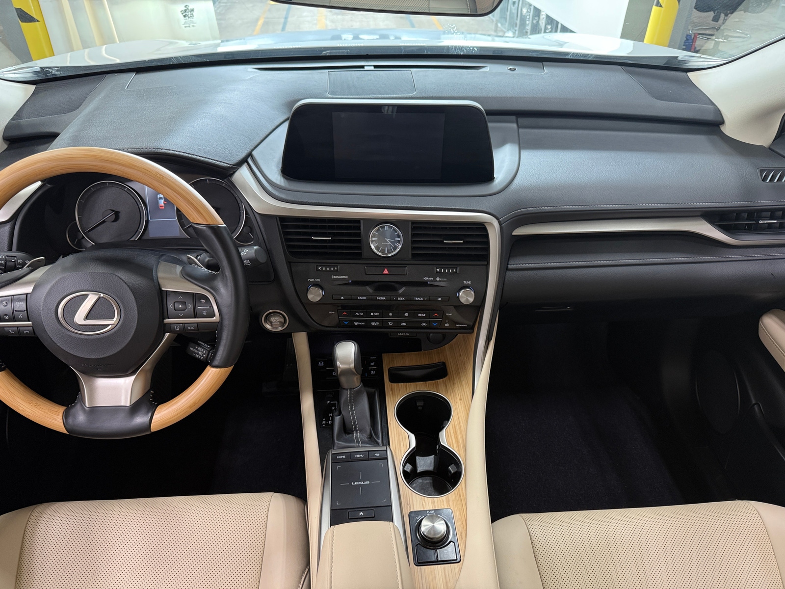 Thumbnail: 2022 Lexus RX - 2