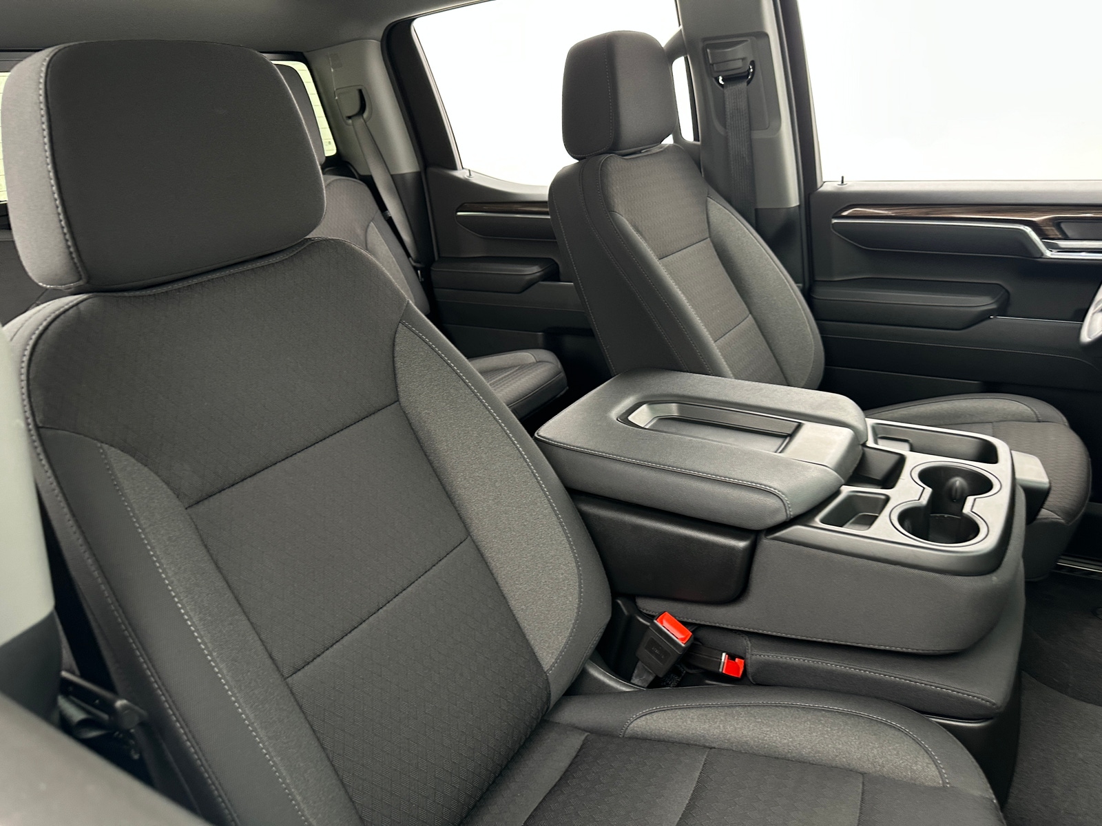 Thumbnail: 2025 Chevrolet Silverado 1500 - 2