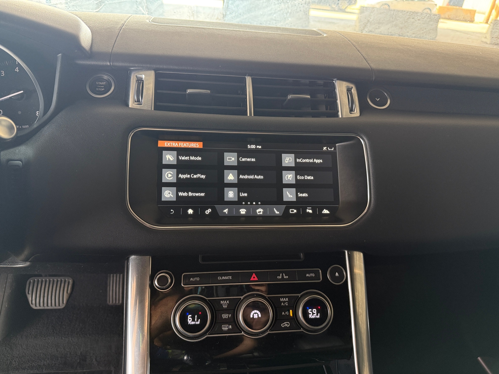 Thumbnail: 2017 Land Rover Range Rover Sport - 3