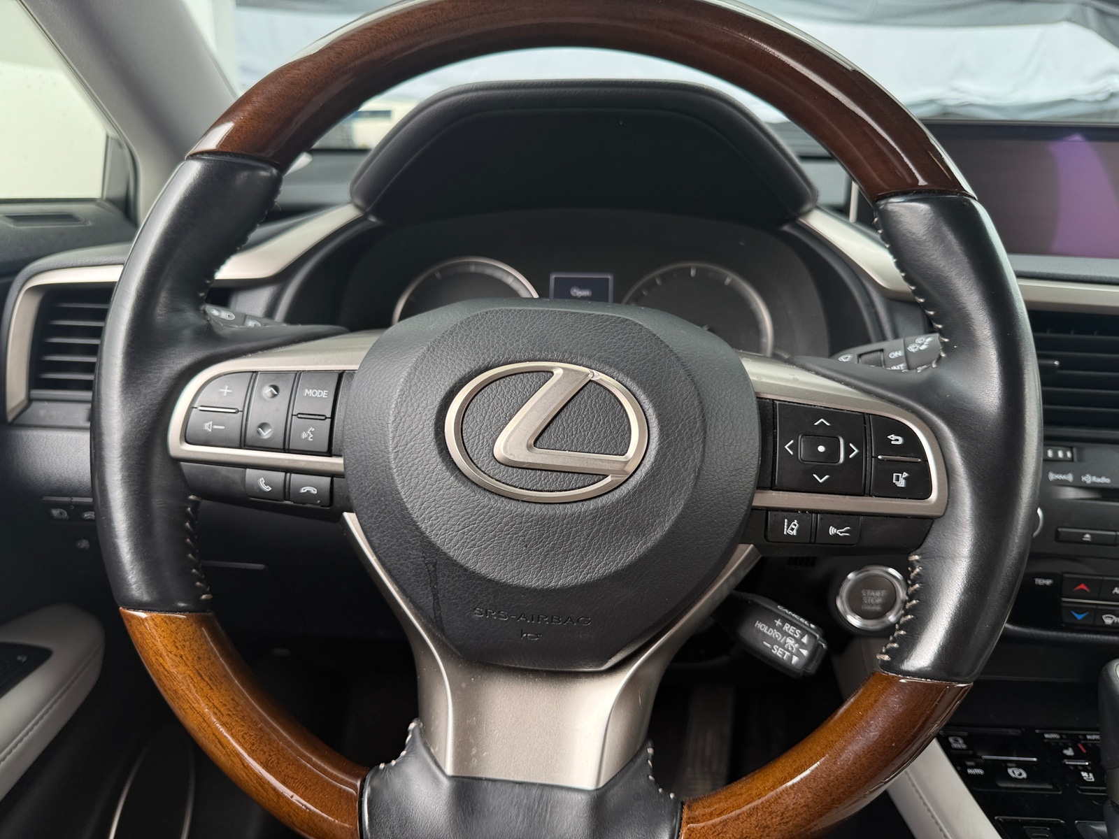 Thumbnail: 2018 Lexus RX - 4