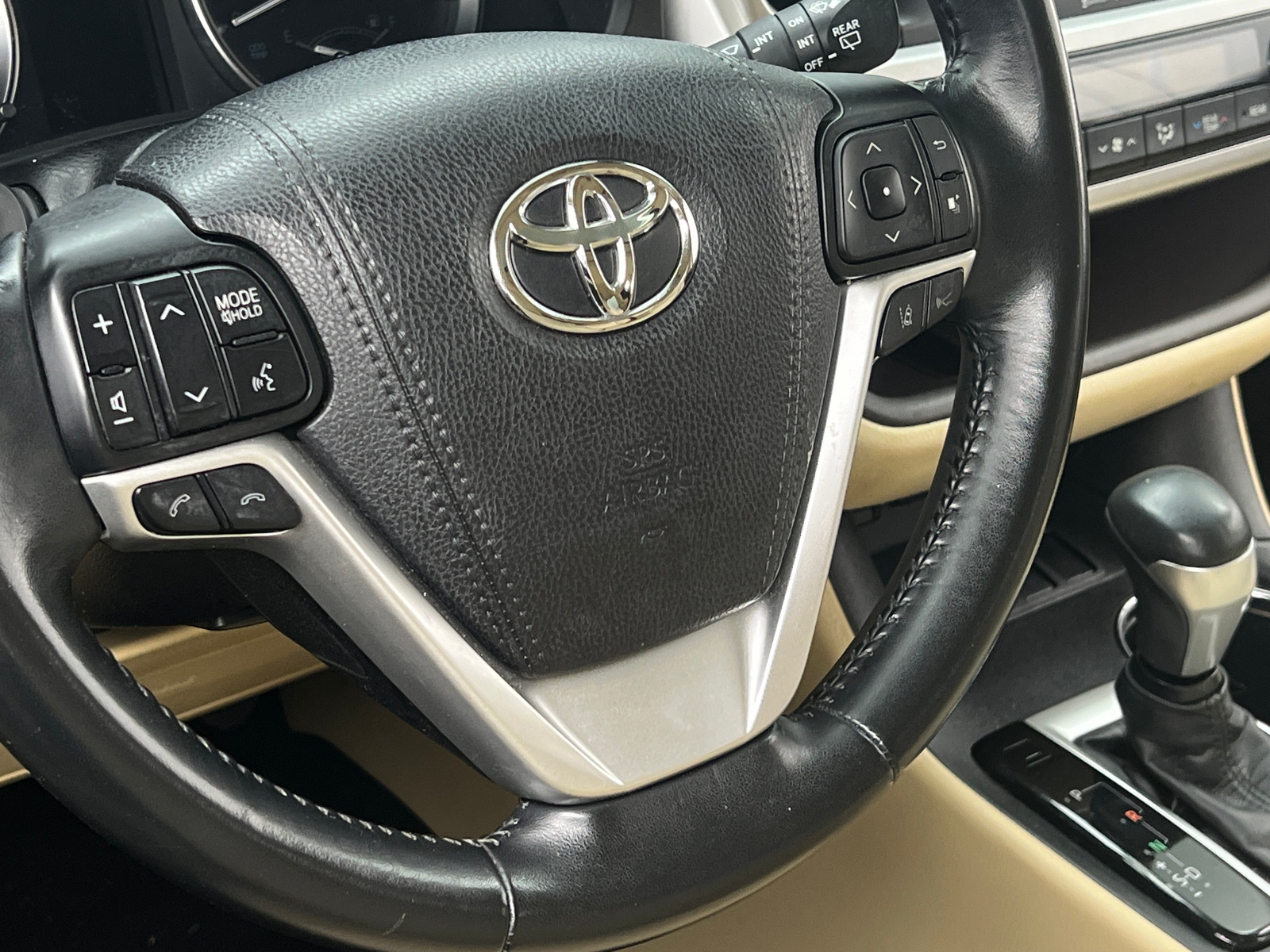 Thumbnail: 2018 Toyota Highlander - 4