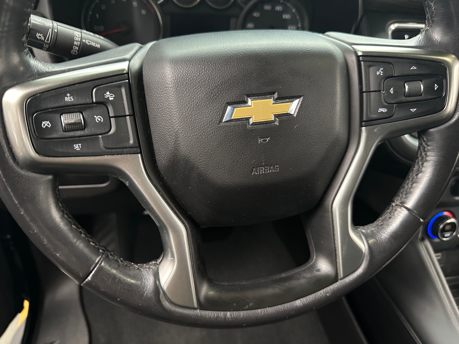 Thumbnail: 2021 Chevrolet Suburban - 5