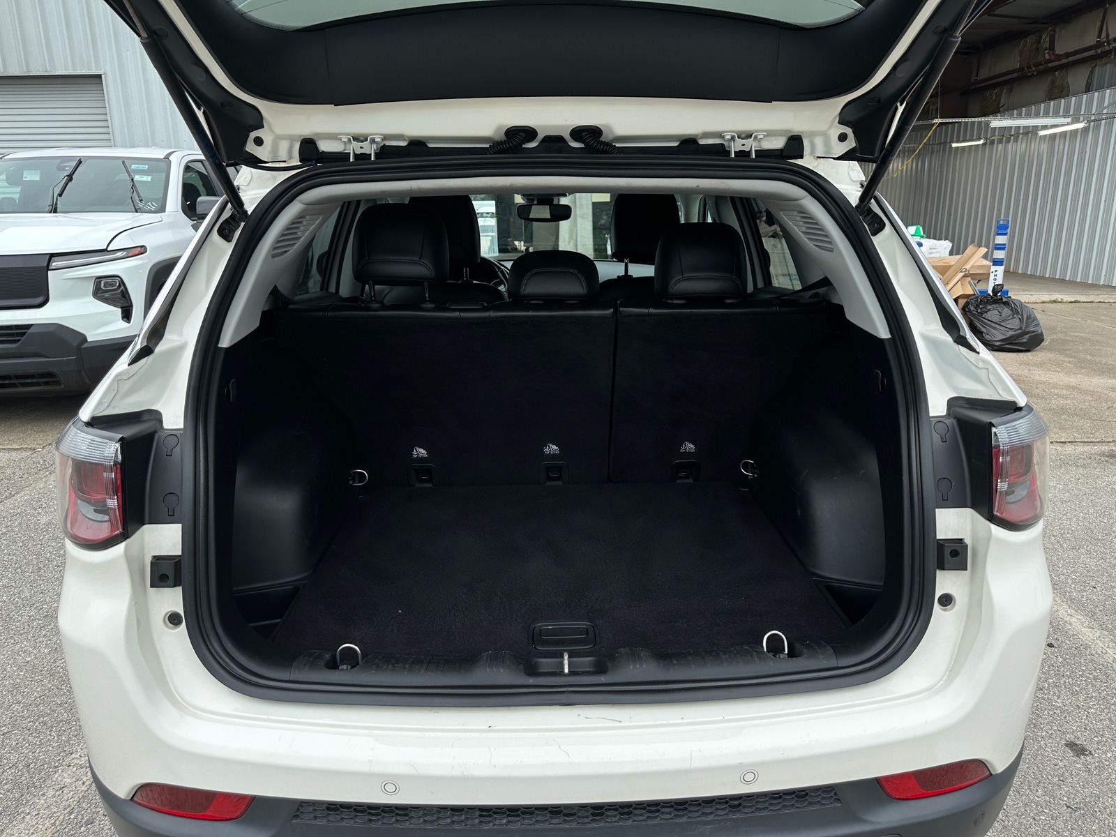 Thumbnail: 2021 Jeep Compass - 6