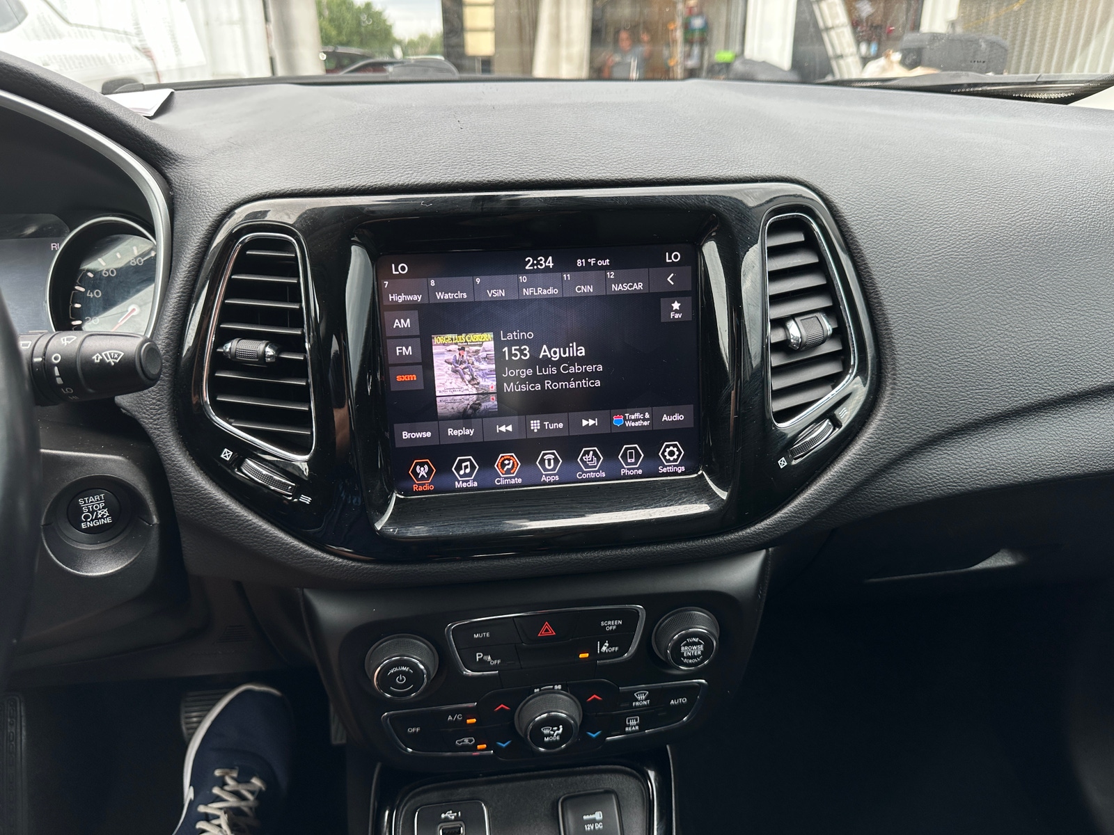 Thumbnail: 2021 Jeep Compass - 3