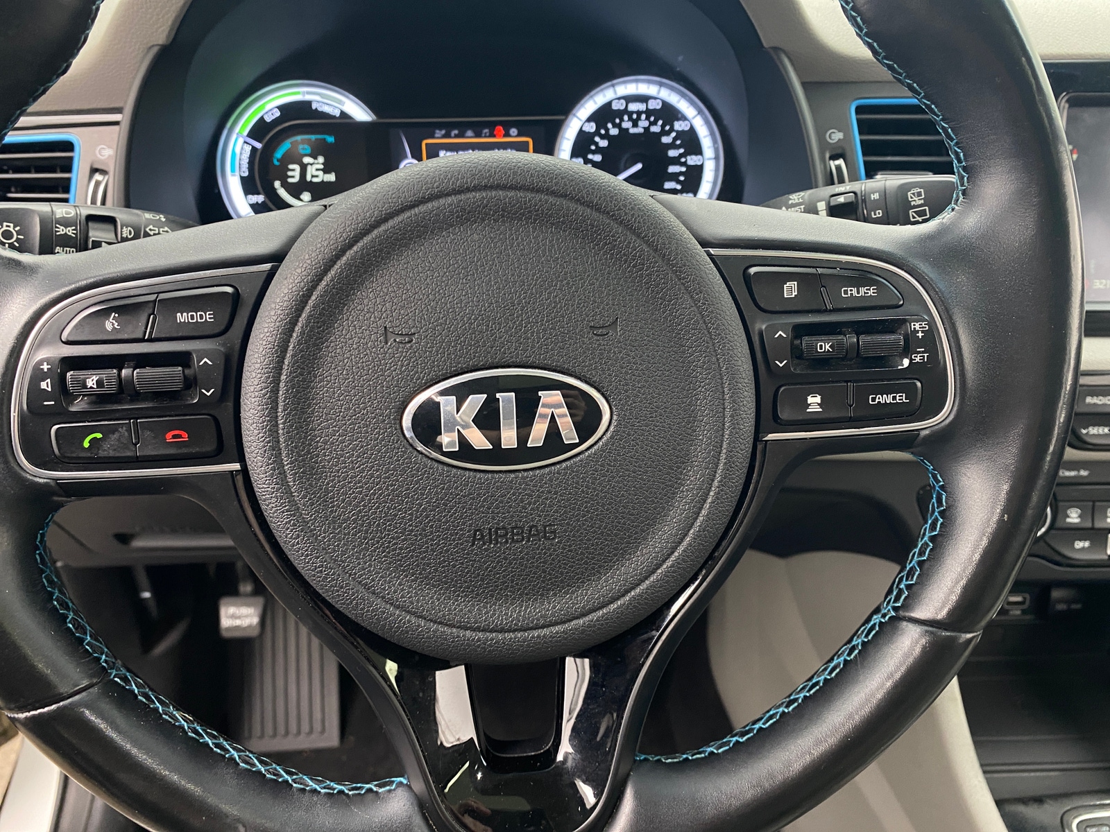 Thumbnail: 2018 Kia Niro - 4