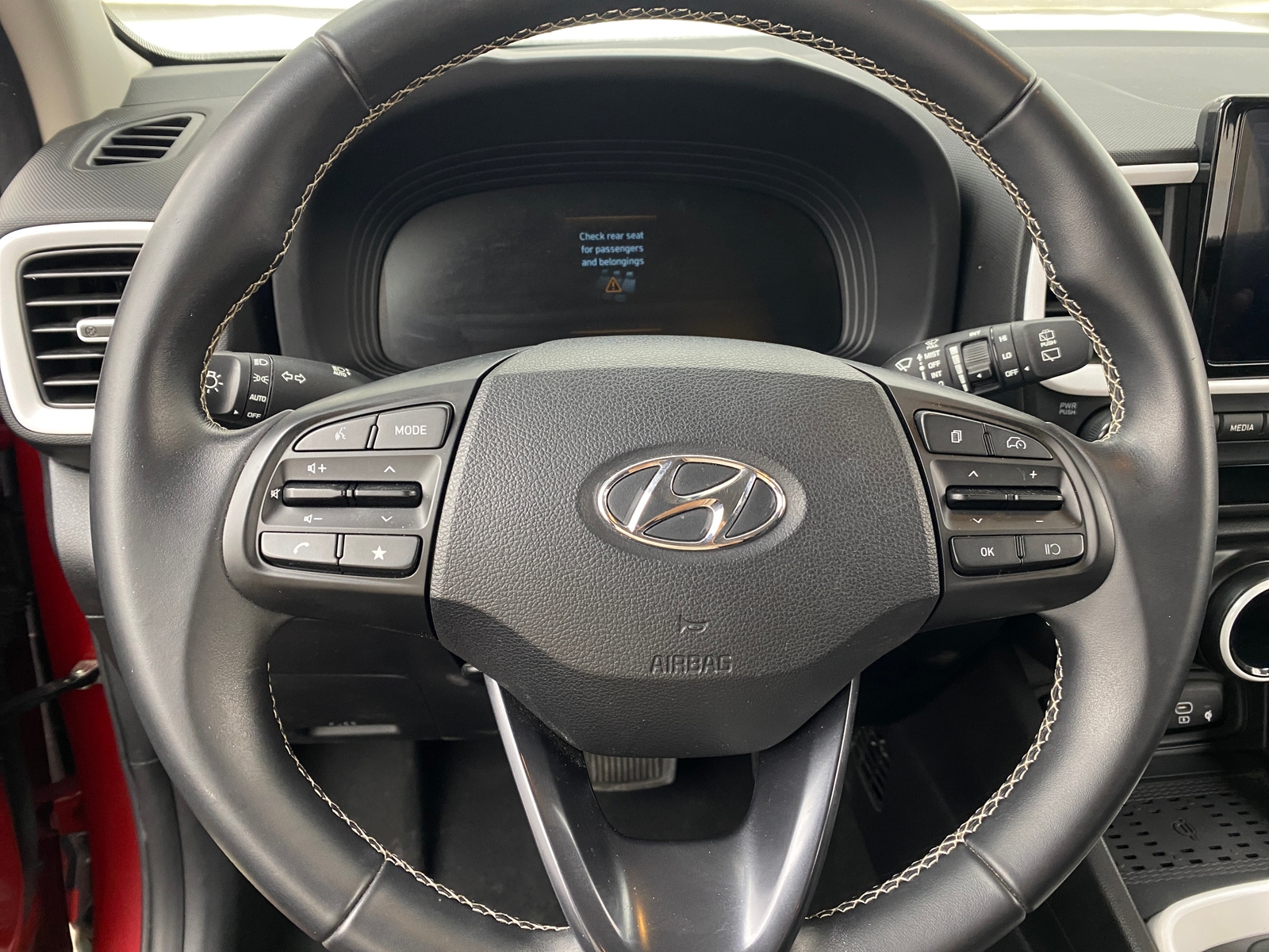 Thumbnail: 2023 Hyundai Venue - 5