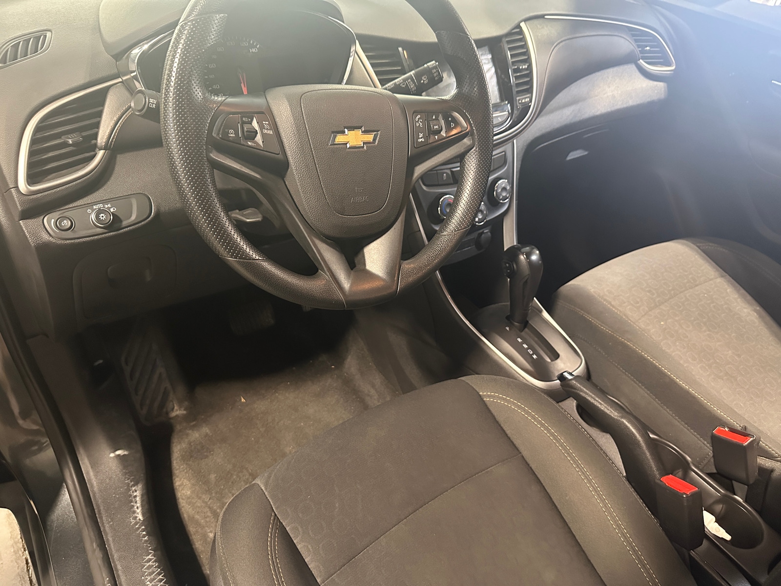 Thumbnail: 2019 Chevrolet Trax - 3