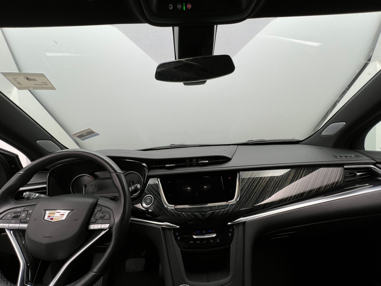 Thumbnail: 2024 Cadillac XT6 - 2