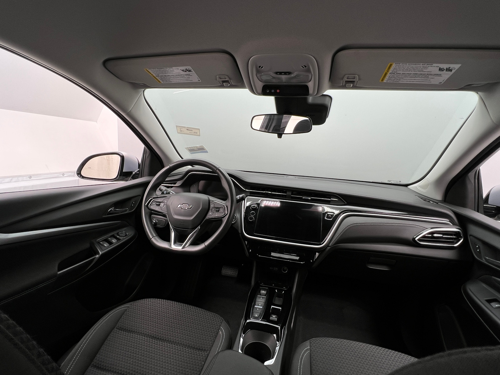 Thumbnail: 2023 Chevrolet Bolt EUV - 3