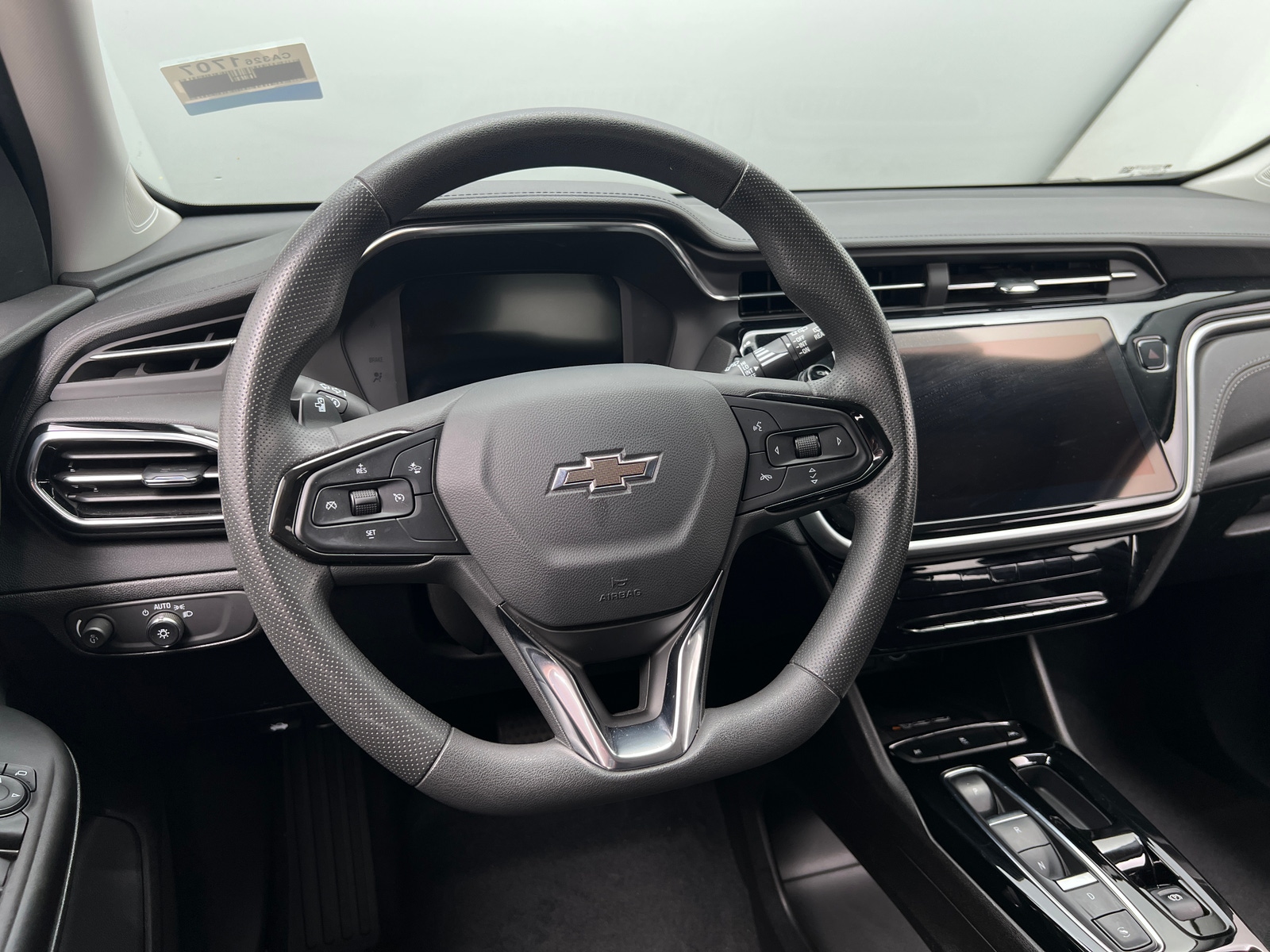 Thumbnail: 2023 Chevrolet Bolt EUV - 5