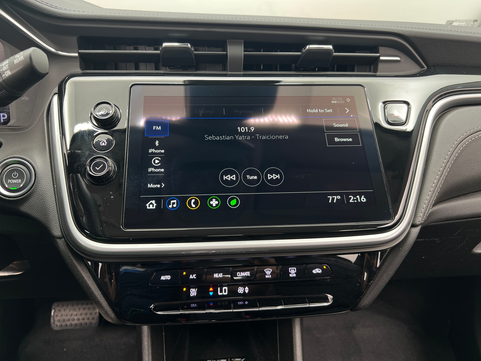 Thumbnail: 2023 Chevrolet Bolt EUV - 4