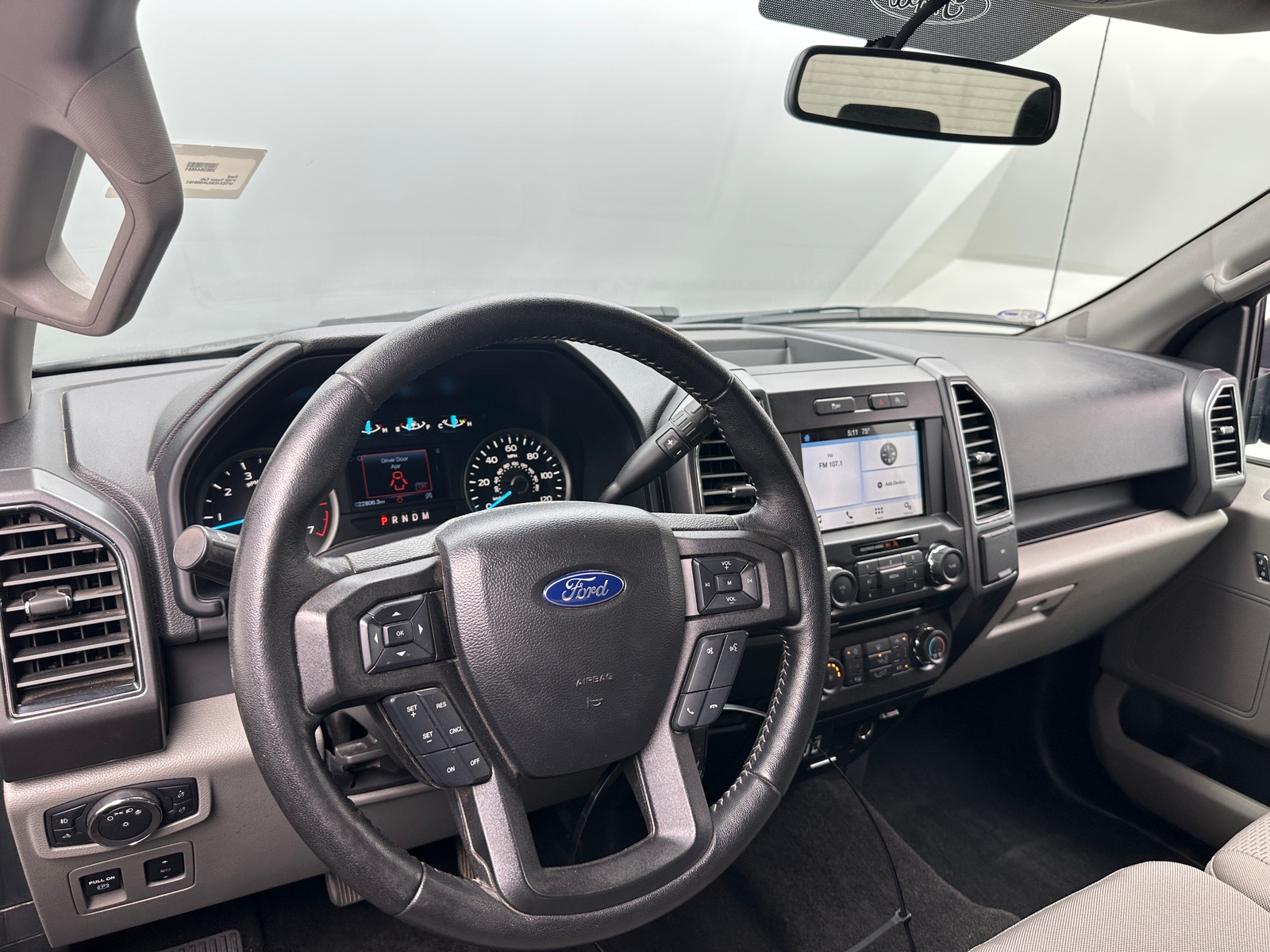 Thumbnail: 2018 Ford Econoline - 3