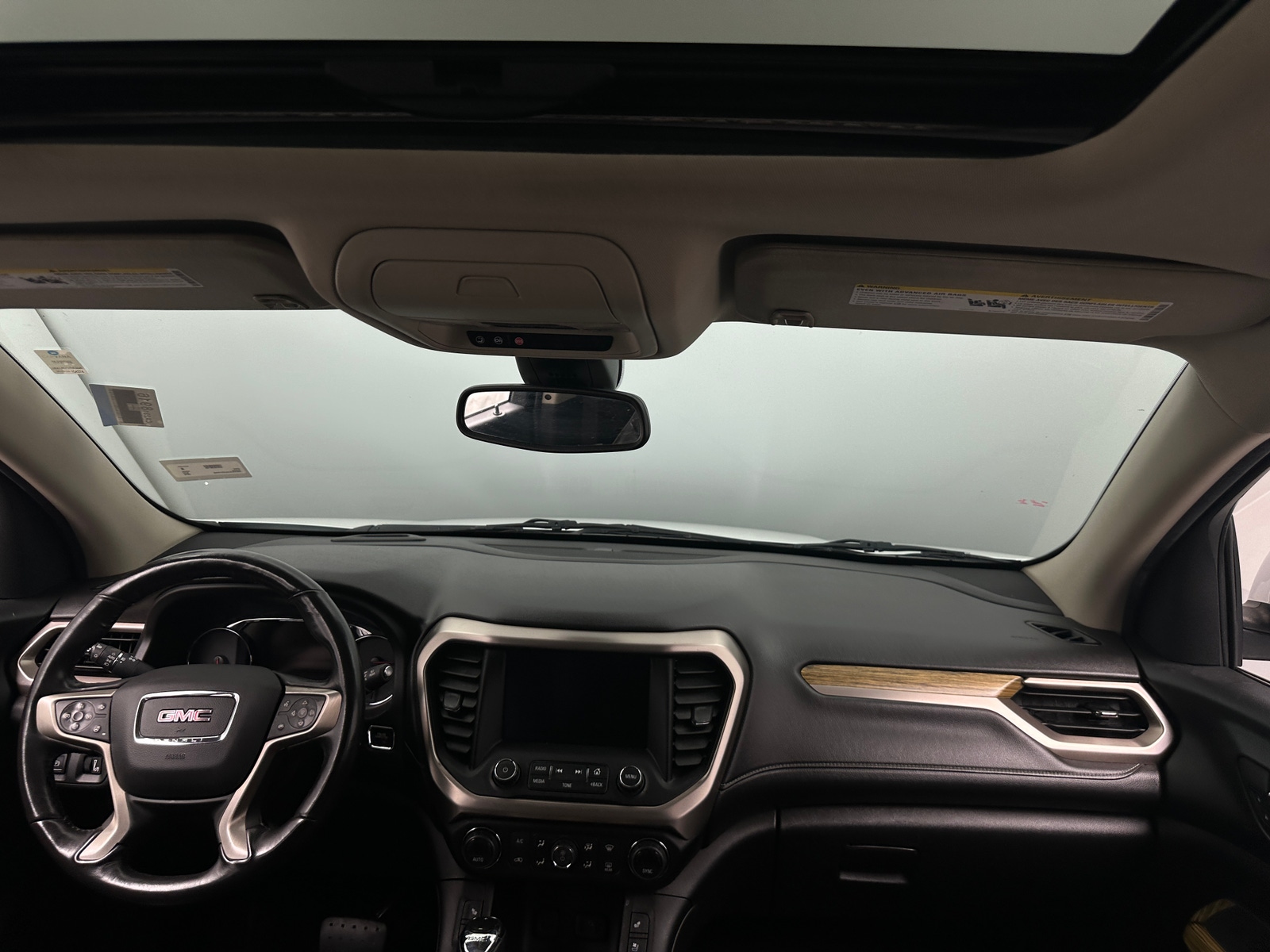 Thumbnail: 2018 GMC Acadia - 2