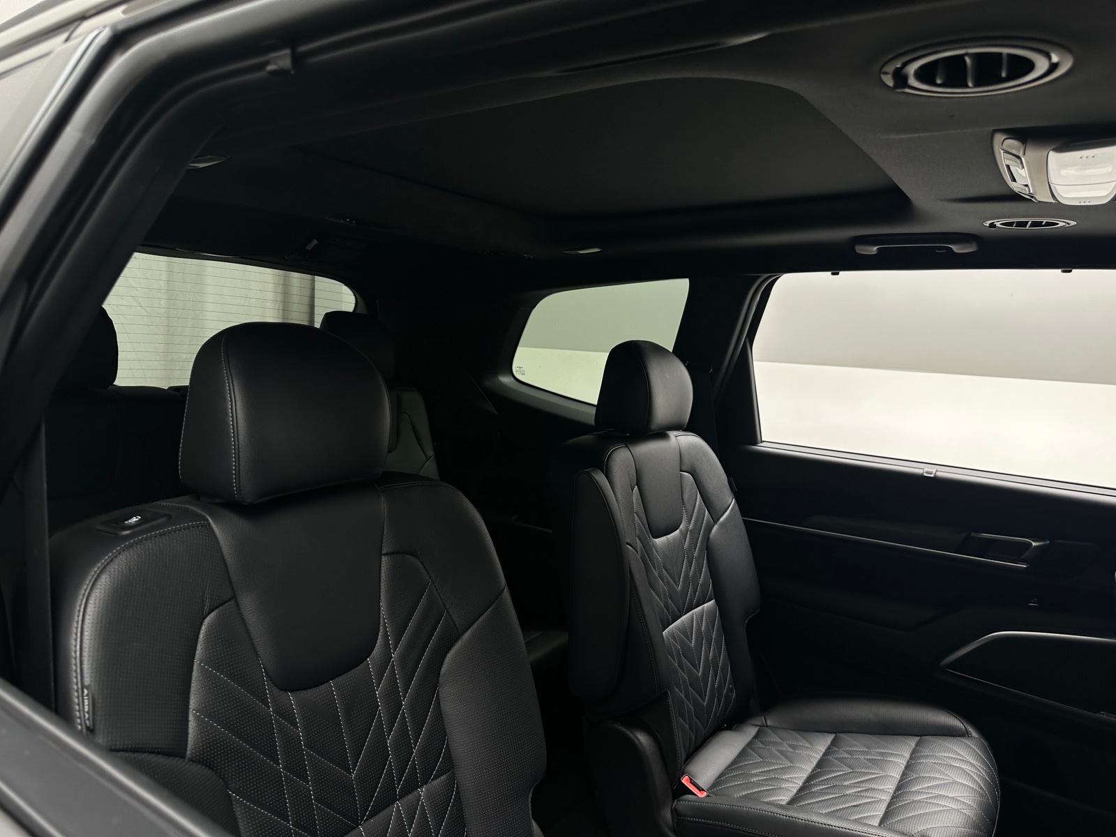 Thumbnail: 2023 Kia Telluride - 6
